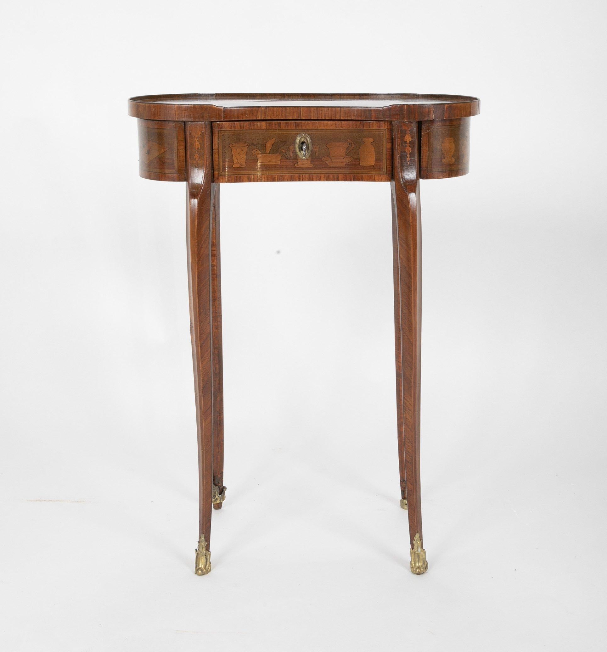 Louis XV Kidney Form Marquetry Table After Charles Topino In Good Condition In Westwood, NJ
