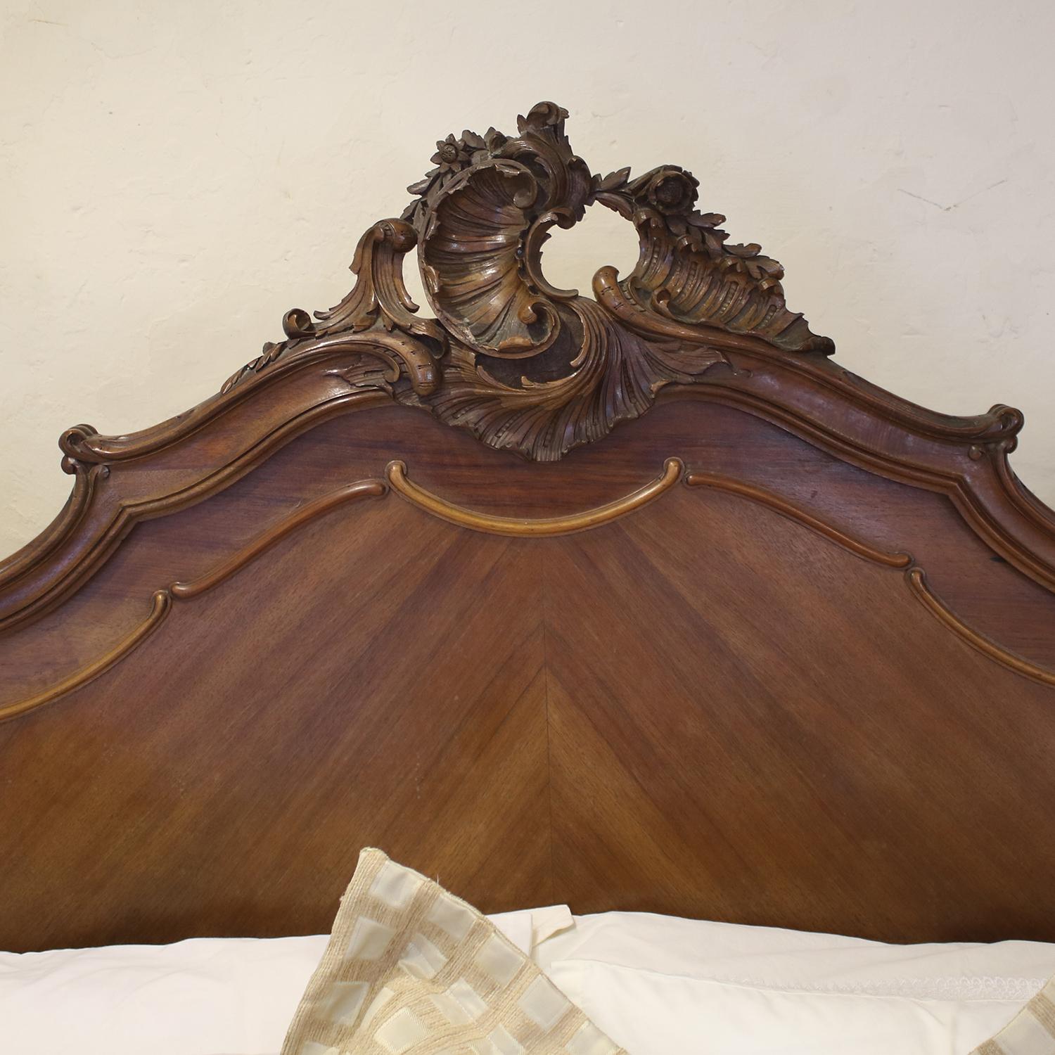 French Louis XV Style Antique Bed WK145