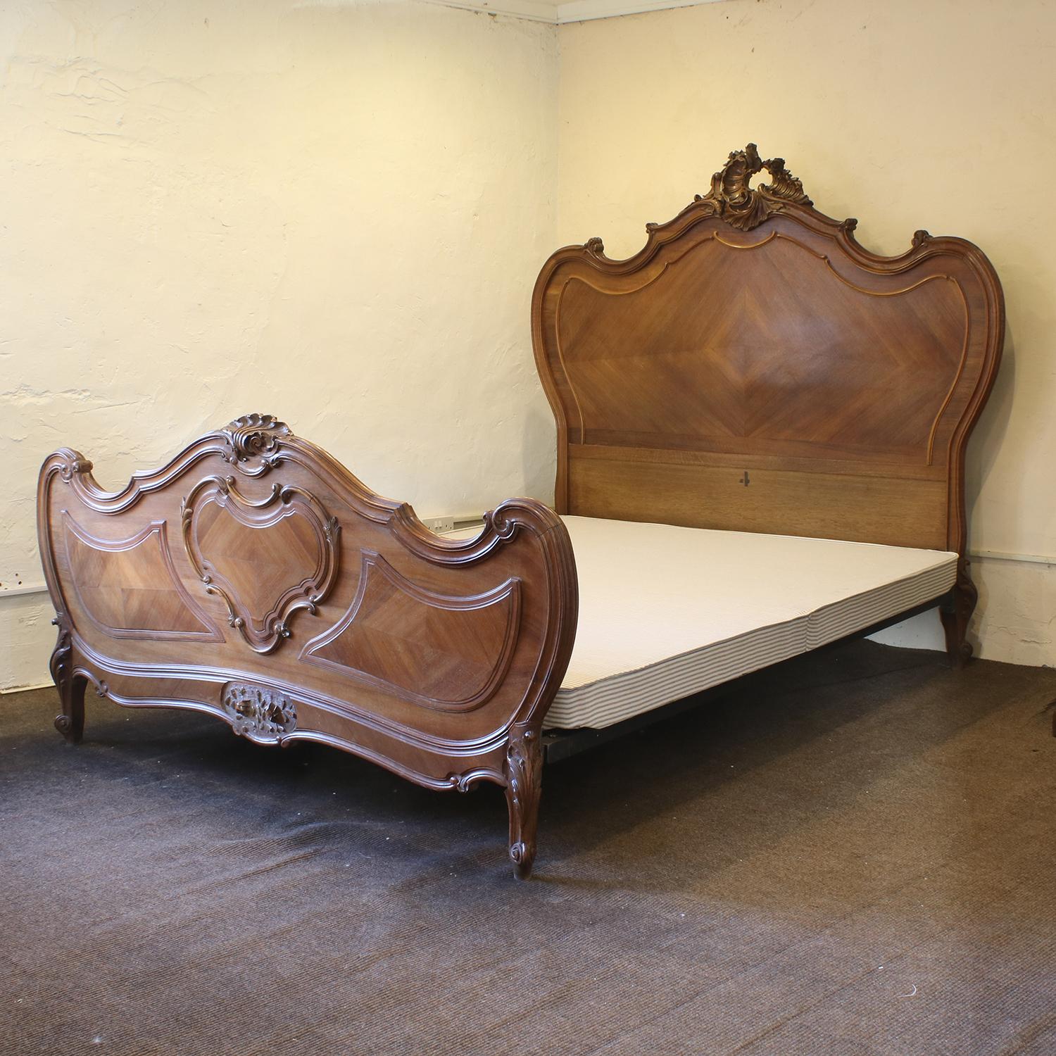 Walnut Louis XV Style Antique Bed WK145