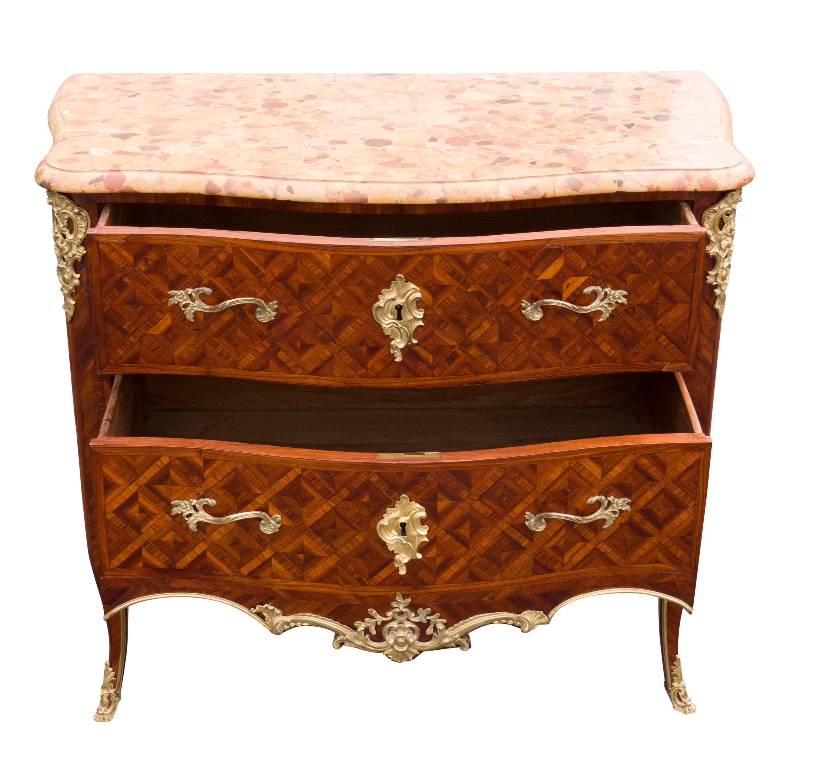 Louis XV Kingwood And Parquetry Commode For Sale 4