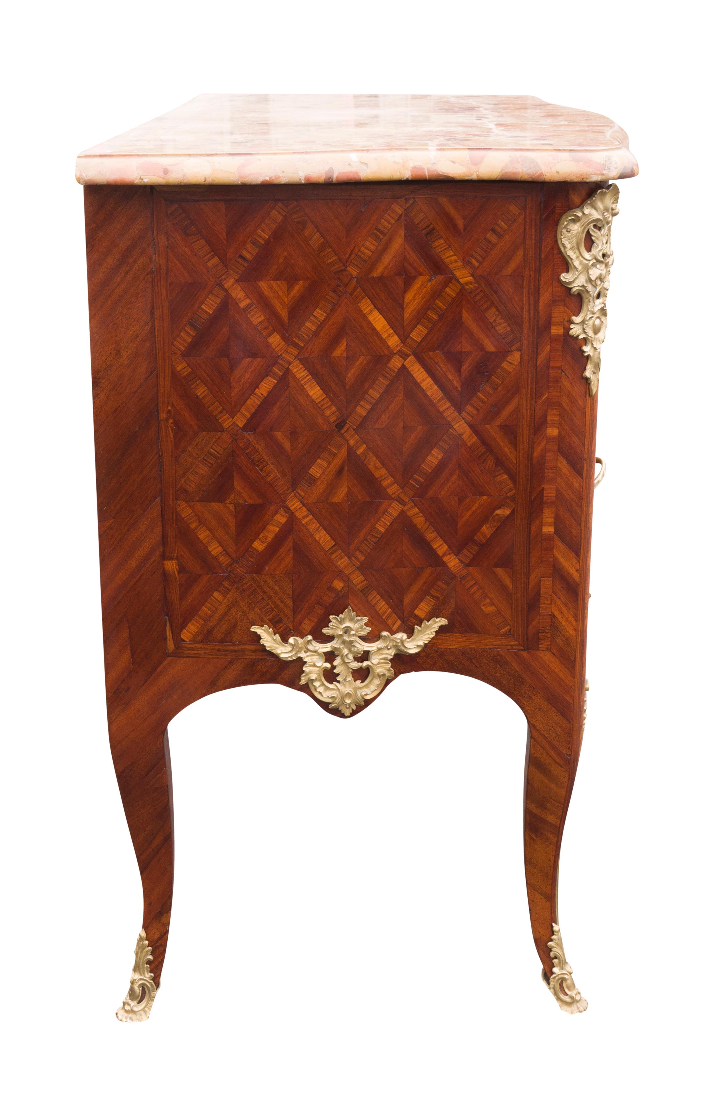Mid-18th Century Louis XV Kingwood And Parquetry Commode For Sale