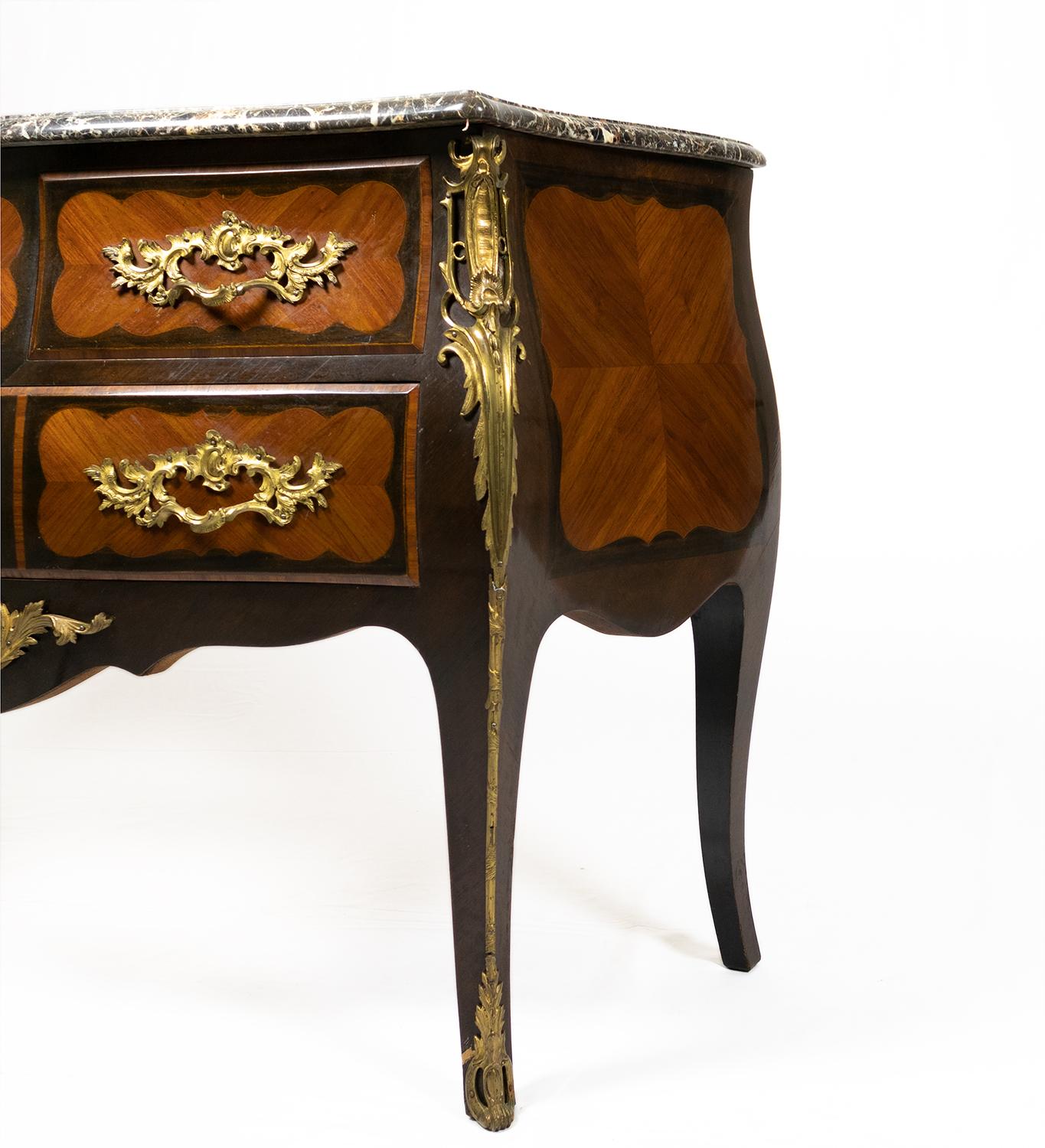 Gilt Louis XV Kingwood Bombé Chest of Drawers, 19th Century For Sale