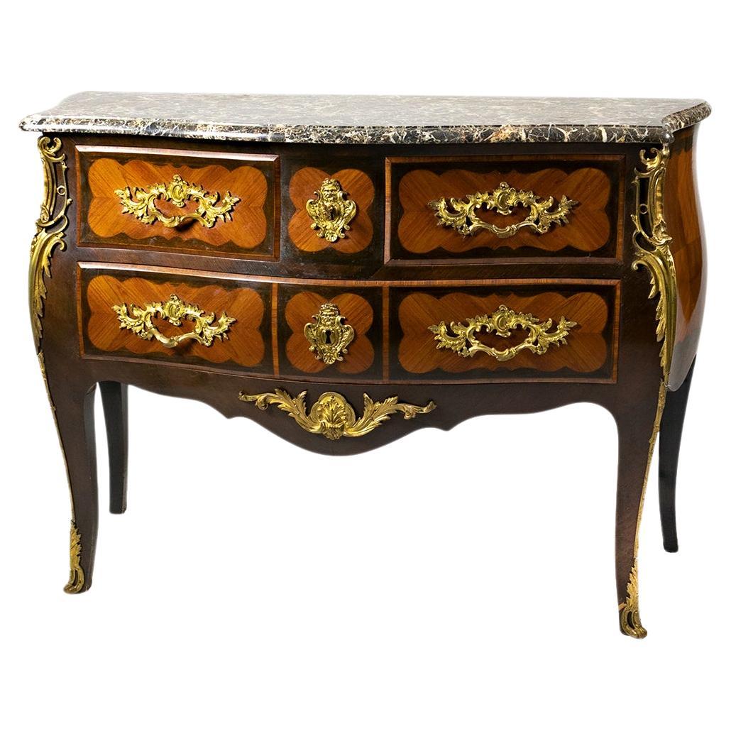 Louis XV Kingwood Bombé Chest of Drawers, 19th Century For Sale
