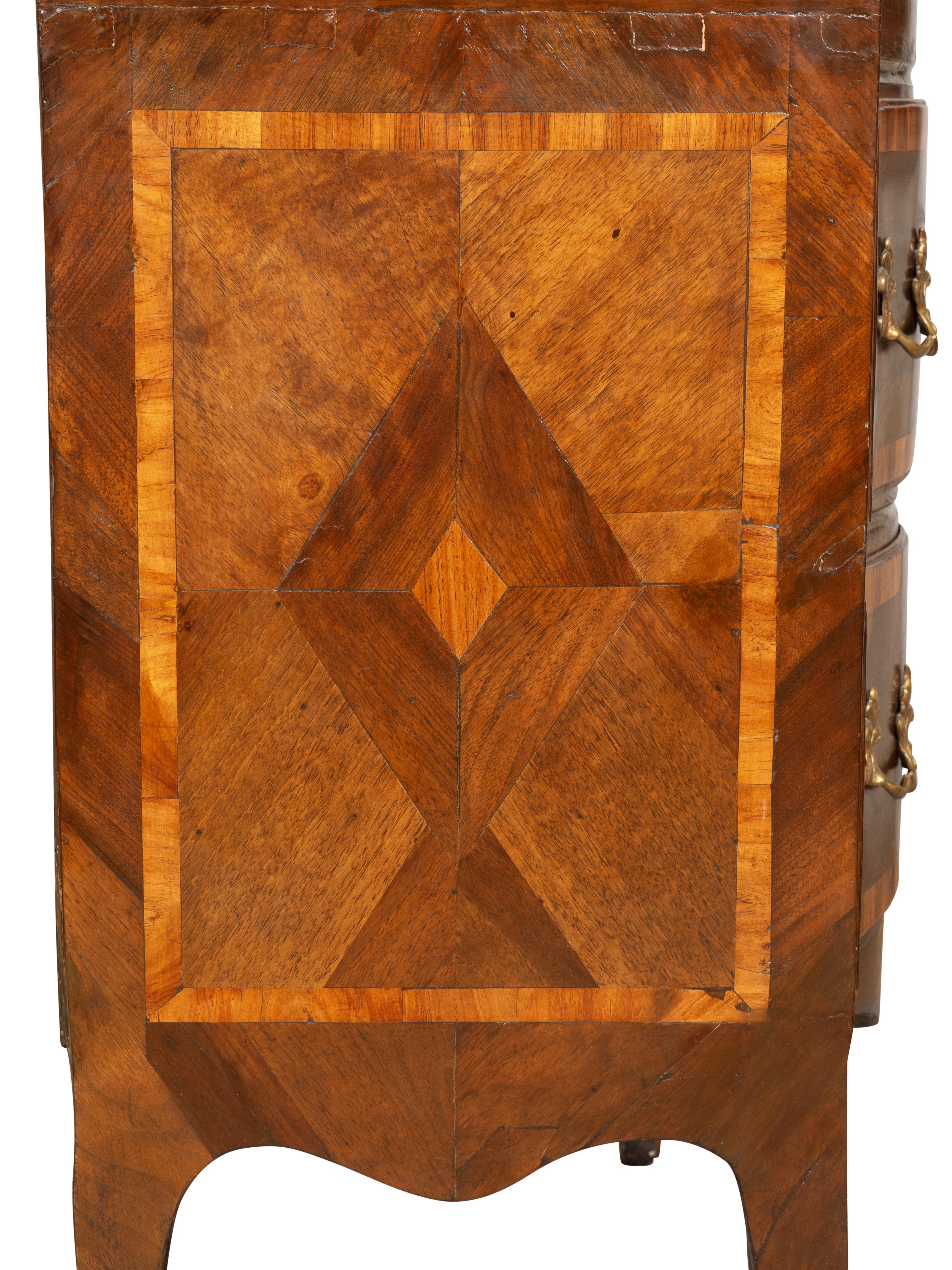 Commode in legno di Re Luigi XV in vendita 9