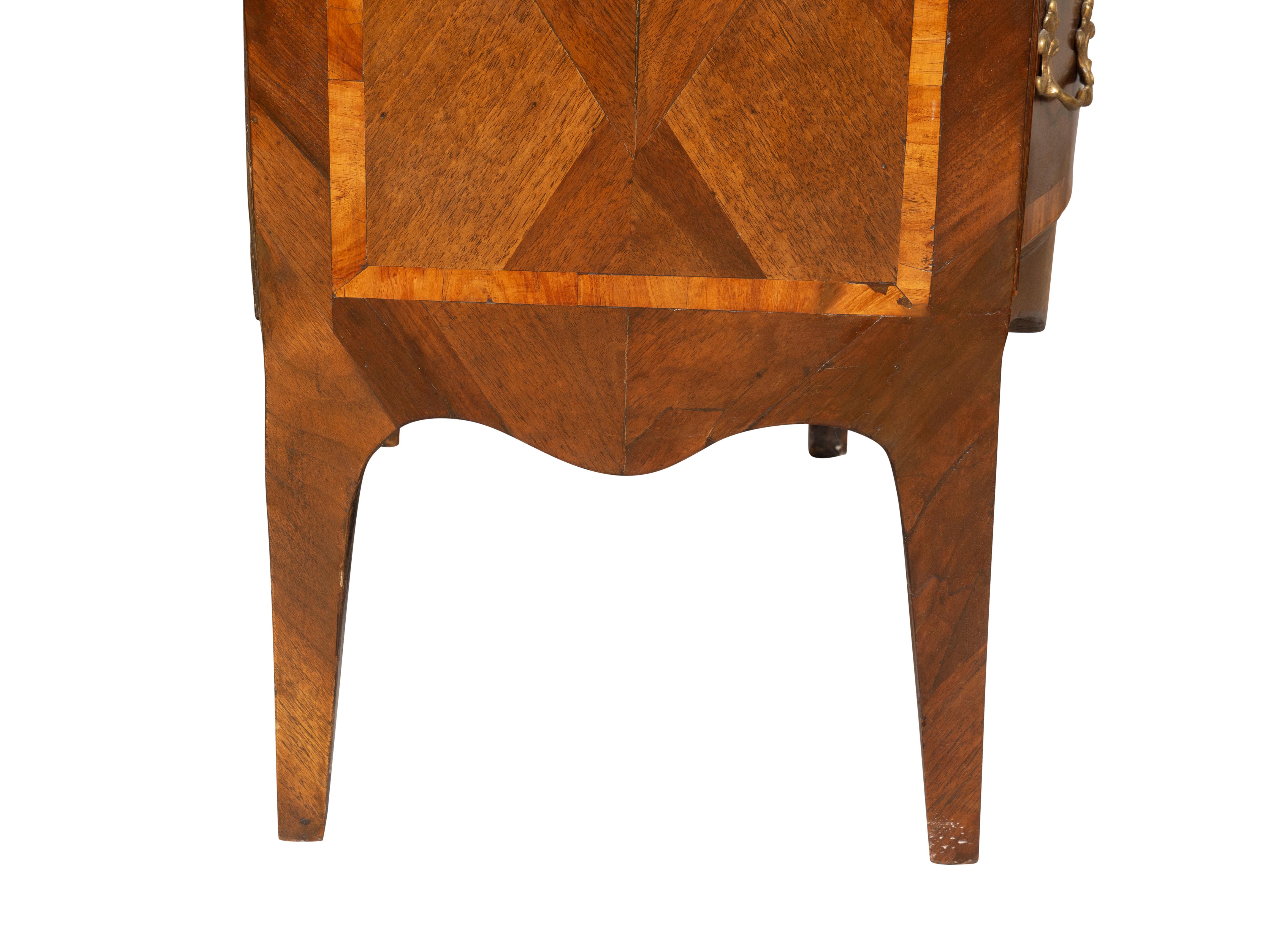Commode in legno di Re Luigi XV in vendita 10