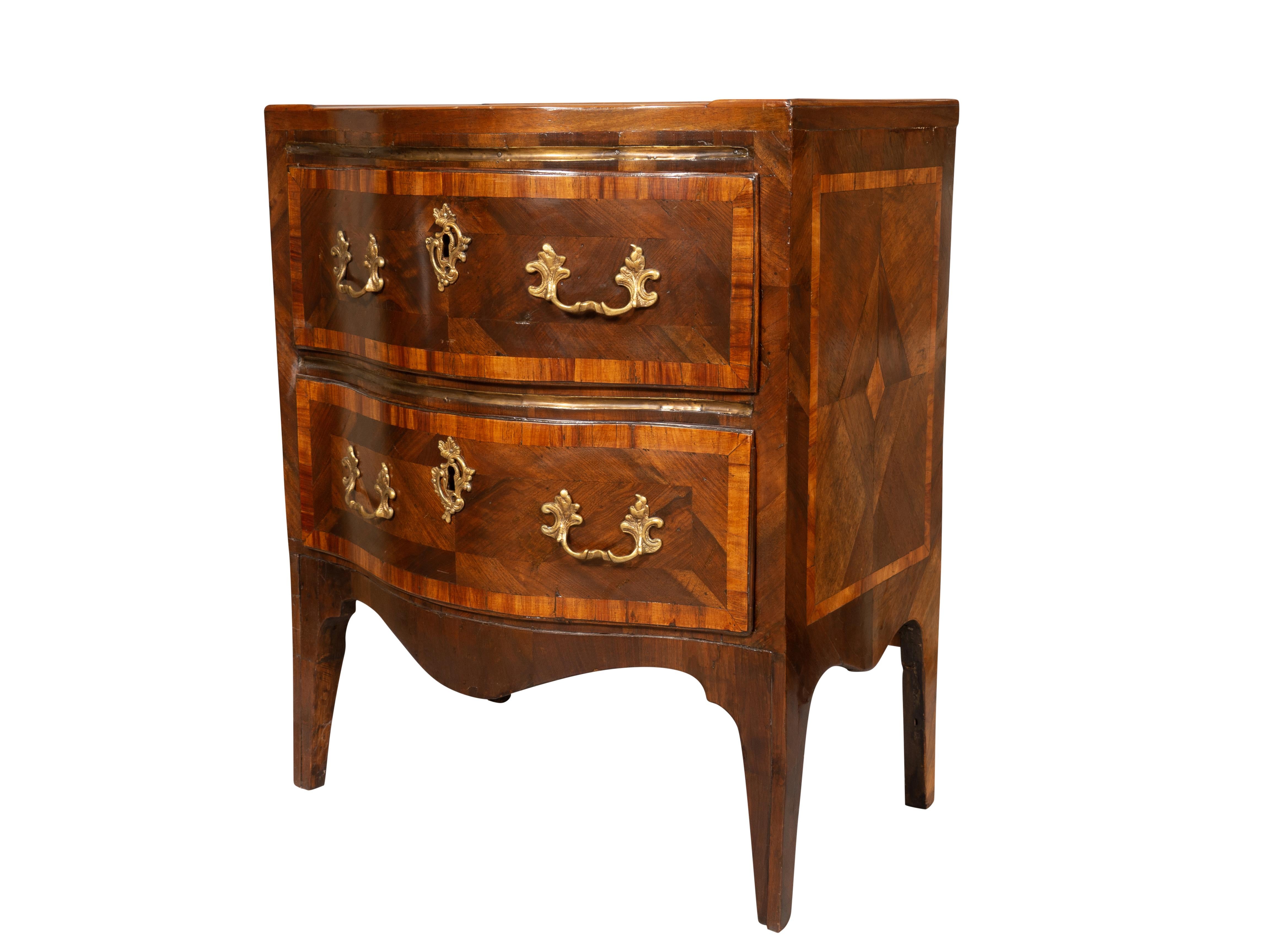 Commode in legno di Re Luigi XV in vendita 1