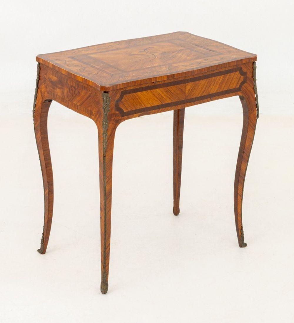 Poudreuse de parquet de madera de rey Luis XV Bronce en venta