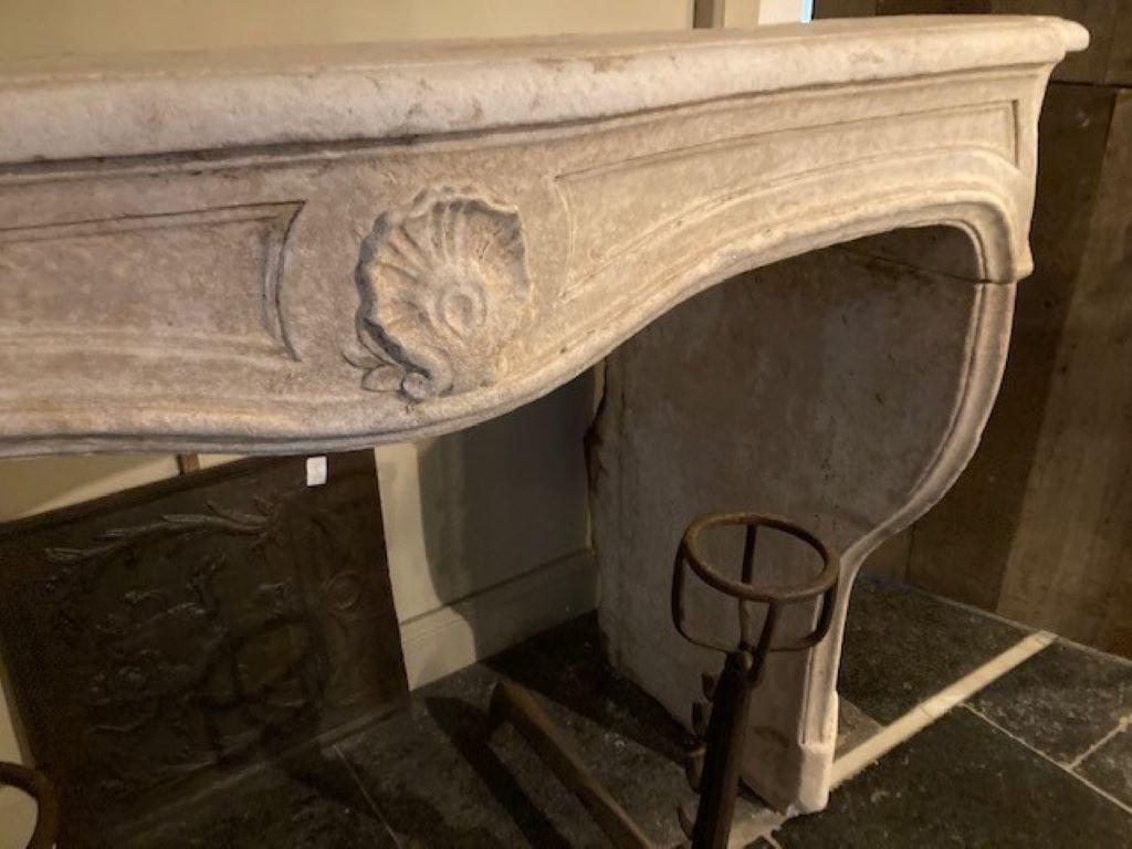 Louis XV Limestone Fireplace Mantel, early 19th Century For Sale 2