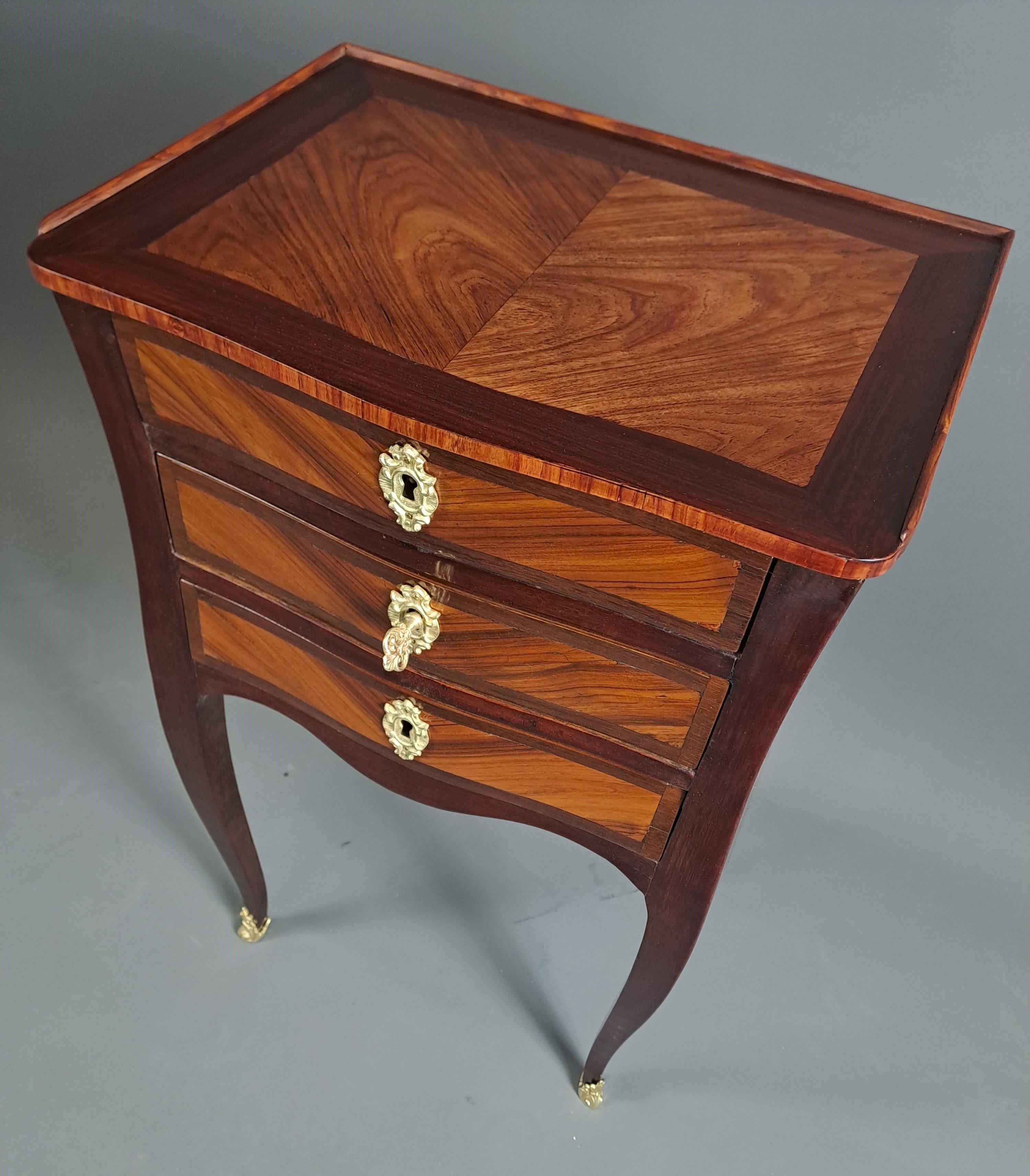 Marquetry Louis XV Living Room Table In Rosewood And Amaranth For Sale