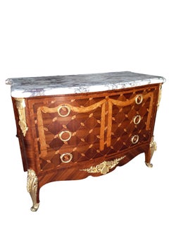 Louis XV Louis XVI chest of drawers in marquetry