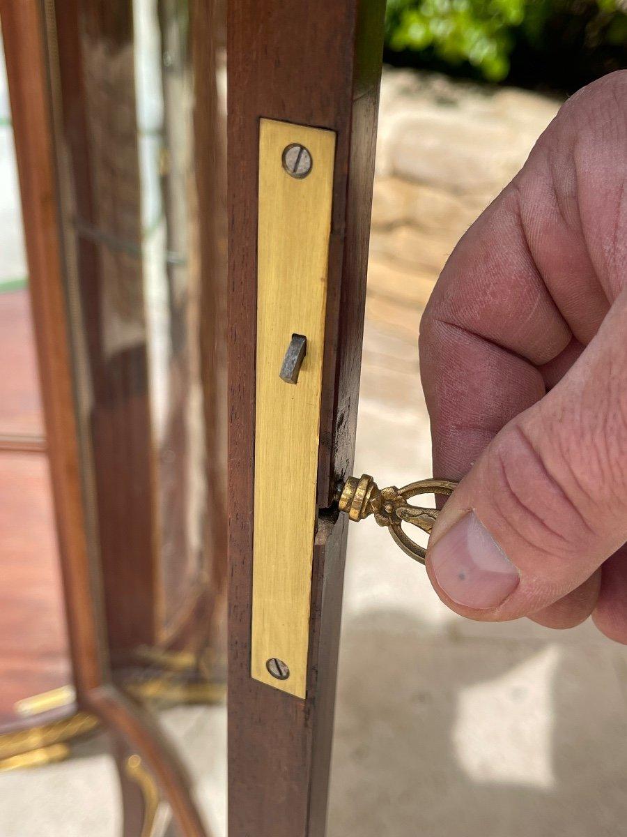 Vitrina in stile Luigi XV / Luigi XVI con bronzo - XIX secolo in vendita 4