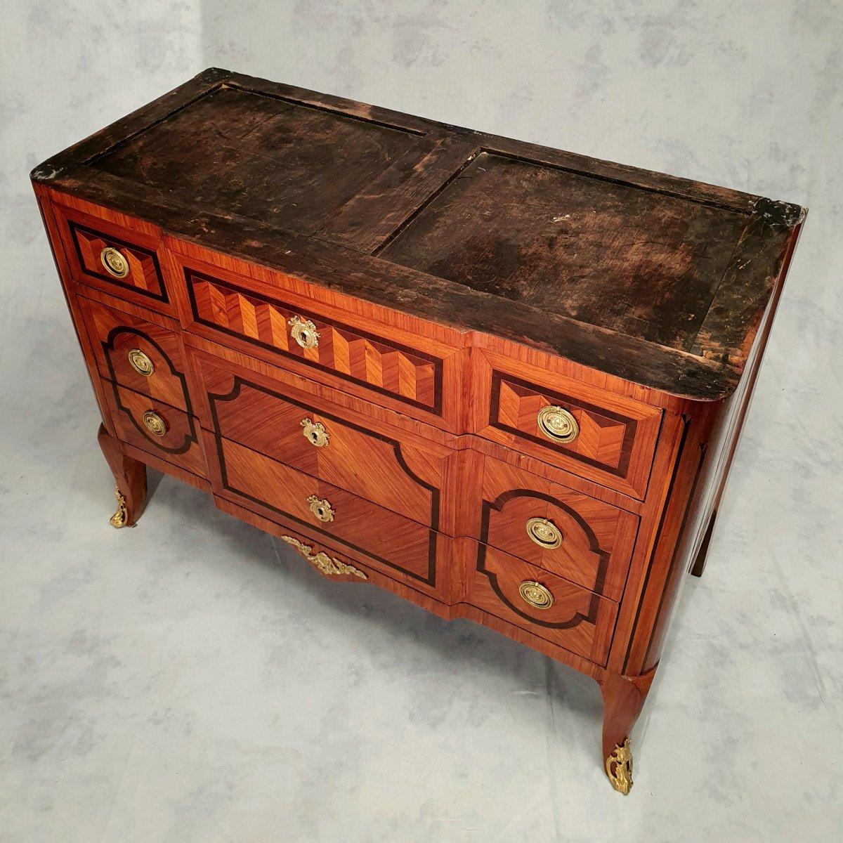 Louis XV, Louis XVI Transition Commode, Geometric Marquetry, 19th, Rosewood 4