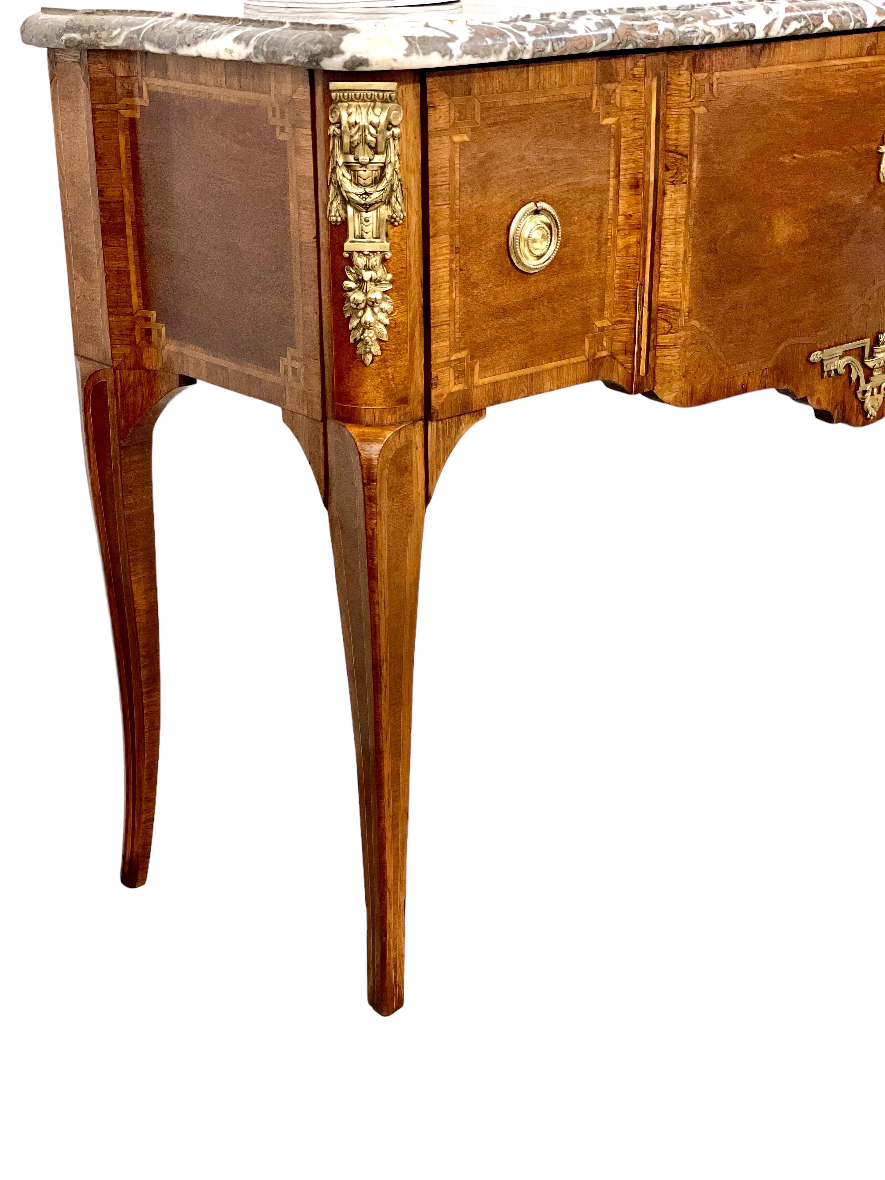 Louis XVI Period French Commode or Perruquière 18th Century For Sale 2