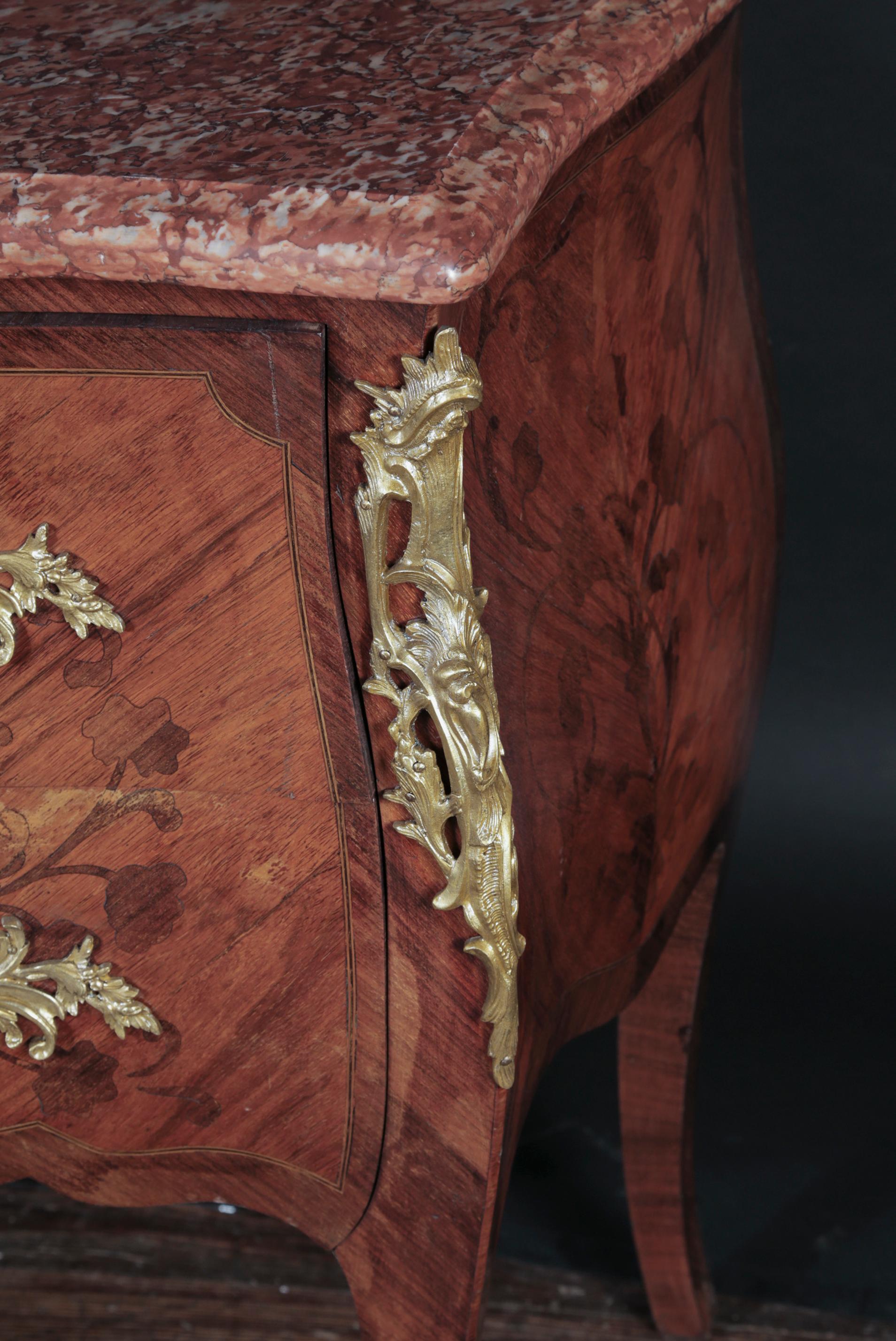 Louis XV Marquetry Bombe Commode / Chest of Drawers, French, 19th Century For Sale 1