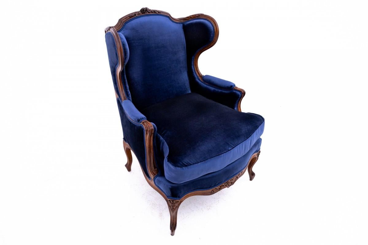Louis XV Navy Blue Armchair, France, circa 1910. Restored. For Sale 5