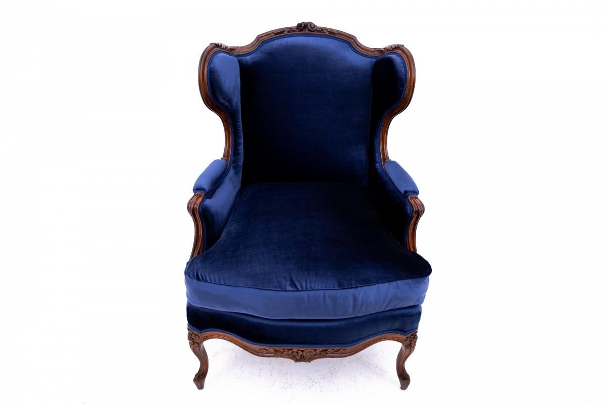 Louis XV Navy Blue Armchair, France, circa 1910. Restored. For Sale 6
