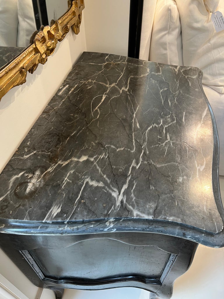 Louis XV Noir Commode with Marble, 18th Century For Sale at 1stDibs