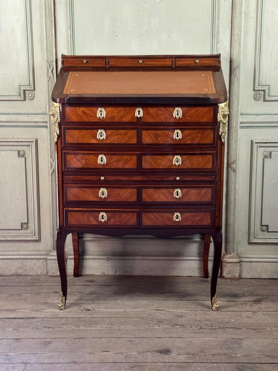 Gabinete notarial Luis XV en chapa de madera, estampado con Nicolas Petit Siglo XVIII en venta 4