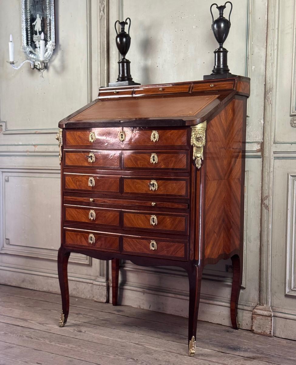 Gabinete notarial Luis XV en chapa de madera, estampado con Nicolas Petit Siglo XVIII en venta 5