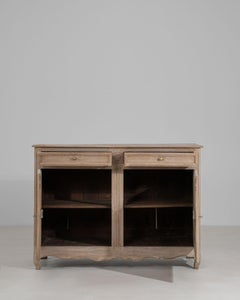 Buffet en chêne de style Louis XV, conception française du début du XIXe siècle, aux courbes gracieuses