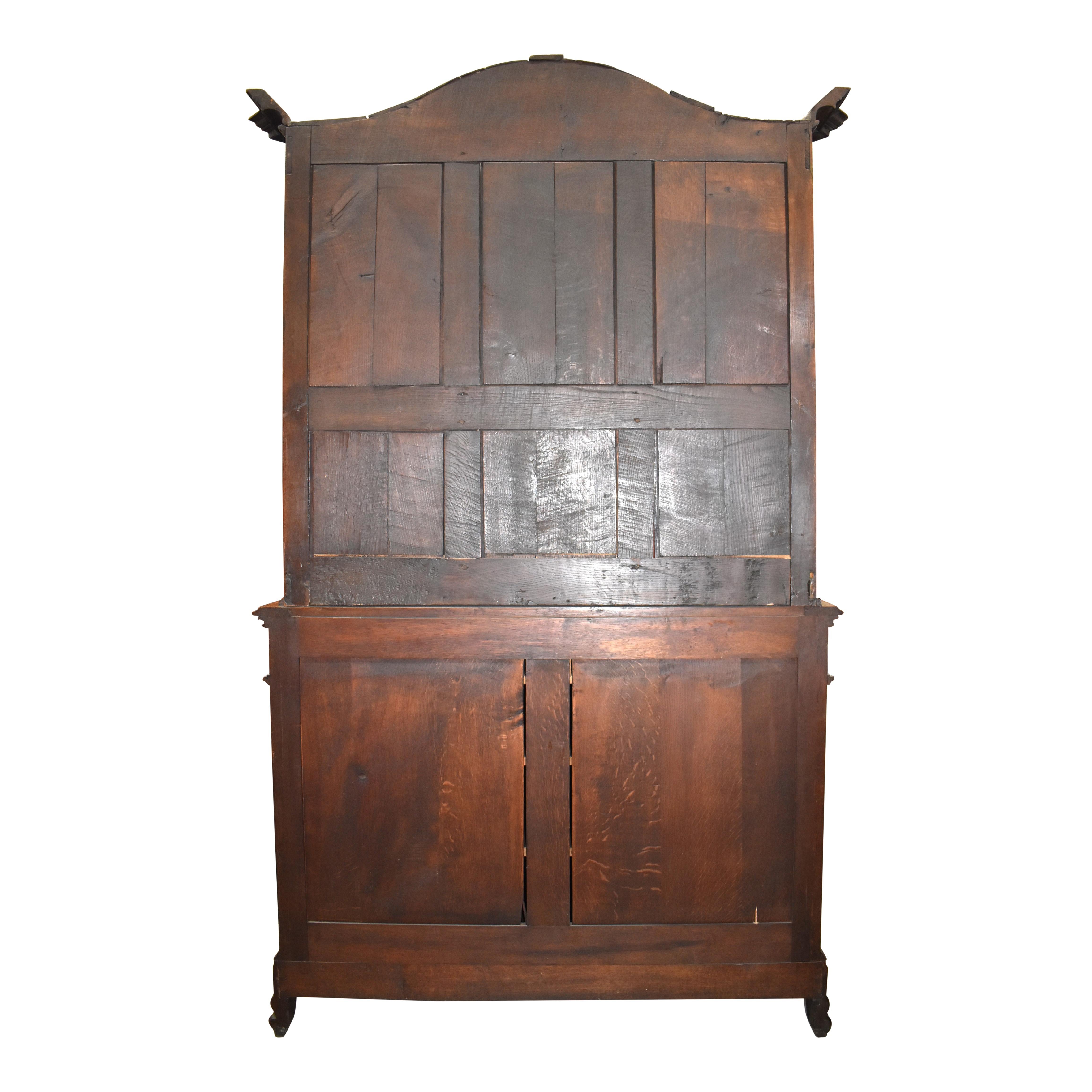 Louis XV Oak Display Cabinet, circa 1780 For Sale 6