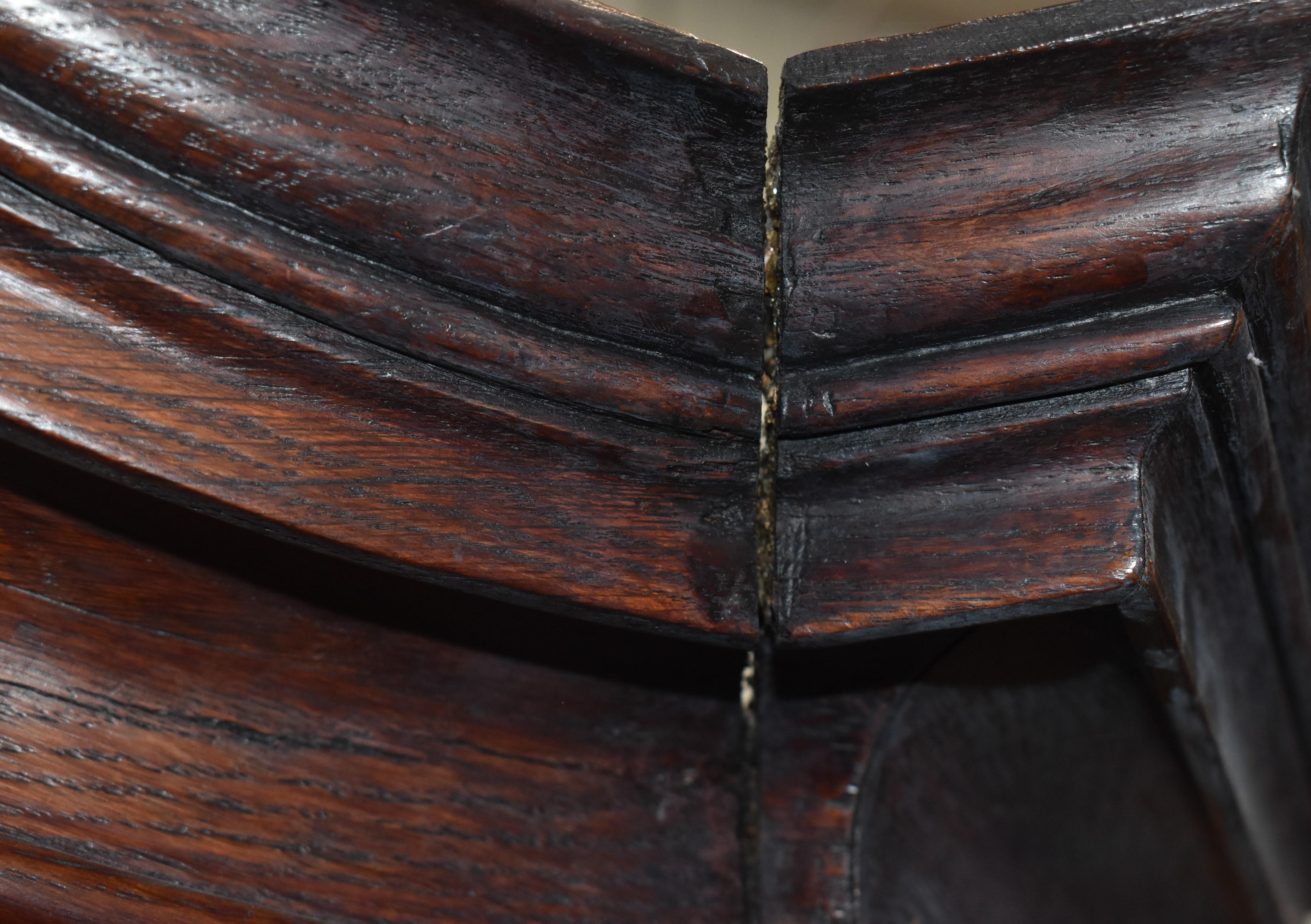 Louis XV Oak Display Cabinet, circa 1780 For Sale 8