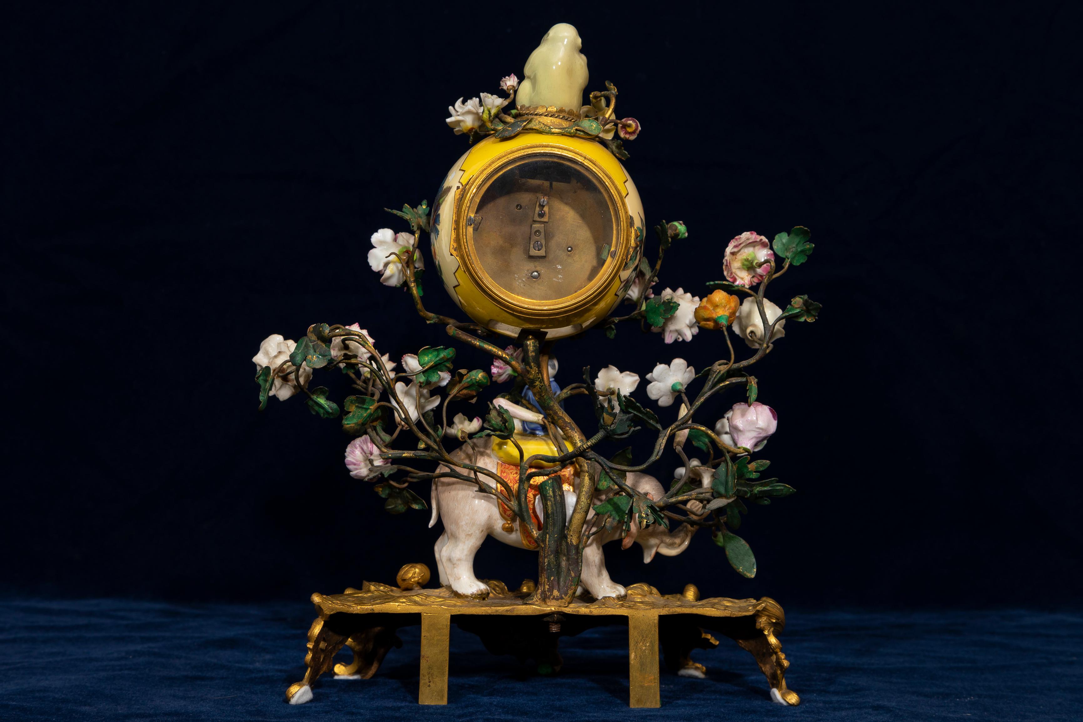 Louis XV Ormolu Mntd. Meissen Porcelain Chinoiserie Elephant Clock w/ Snail For Sale 1