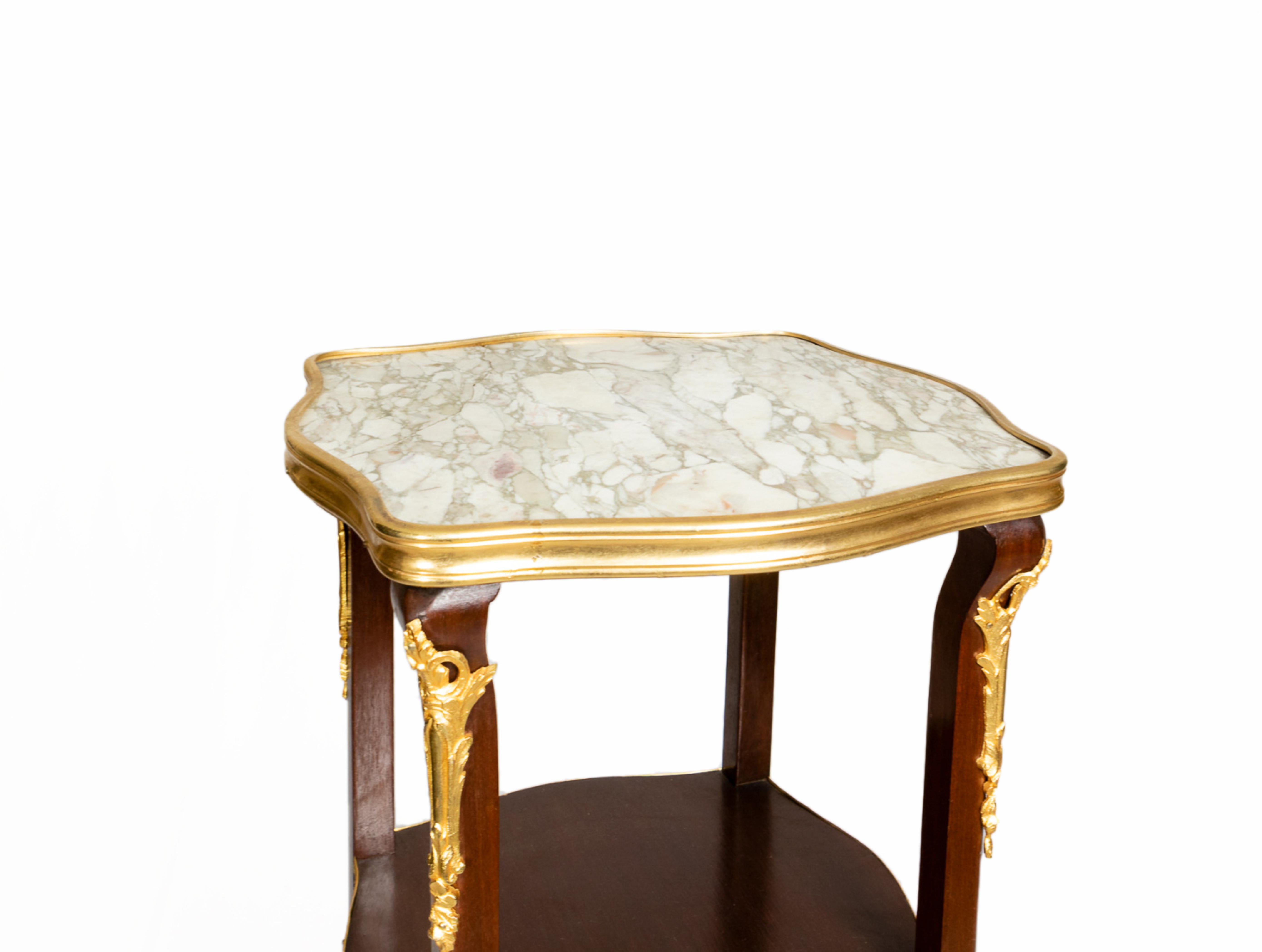 Louis XV Ormolu Mounted Jardiniere, 20th Century In Good Condition For Sale In Lisbon, PT