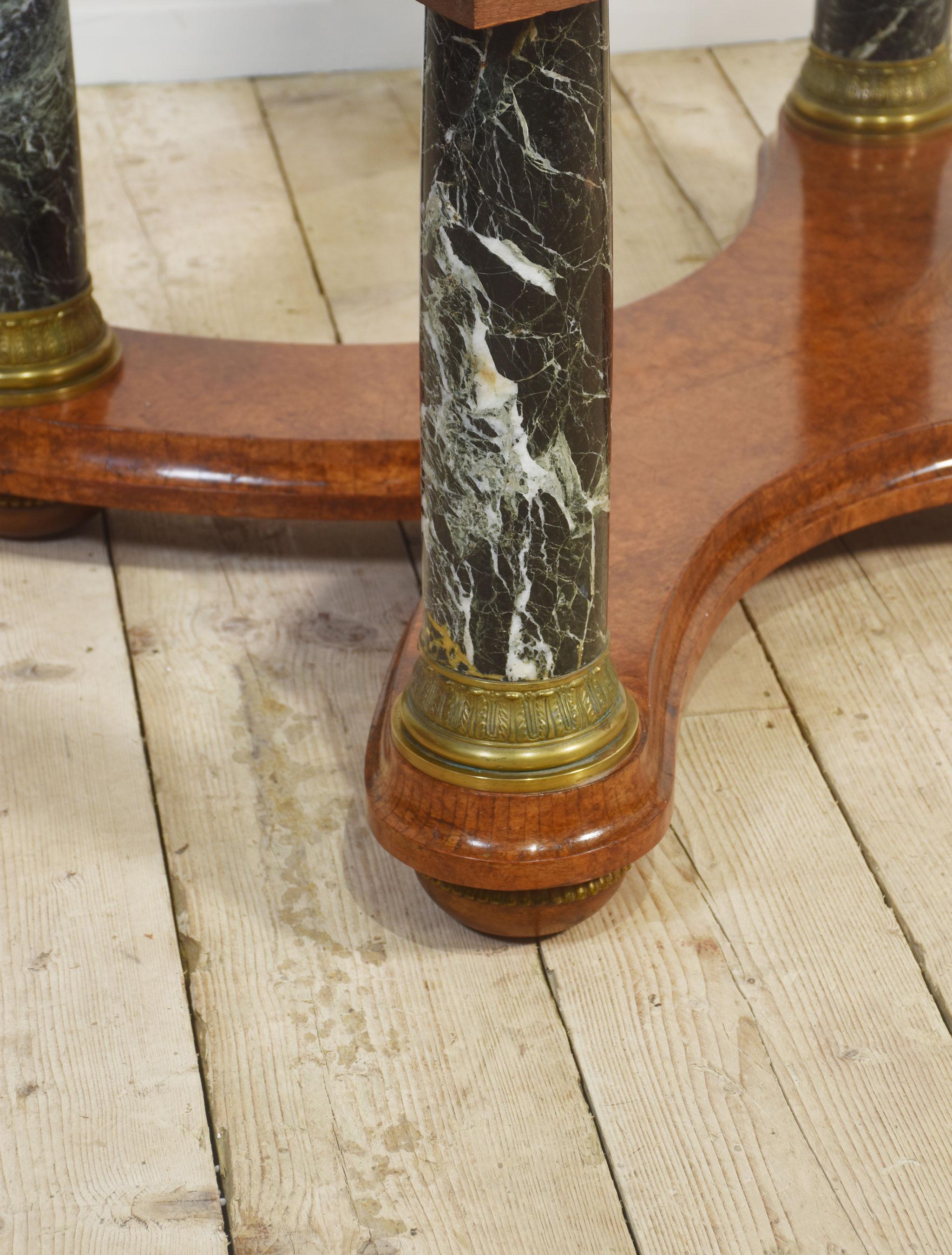 Louis XV oval inlaid center table For Sale 4