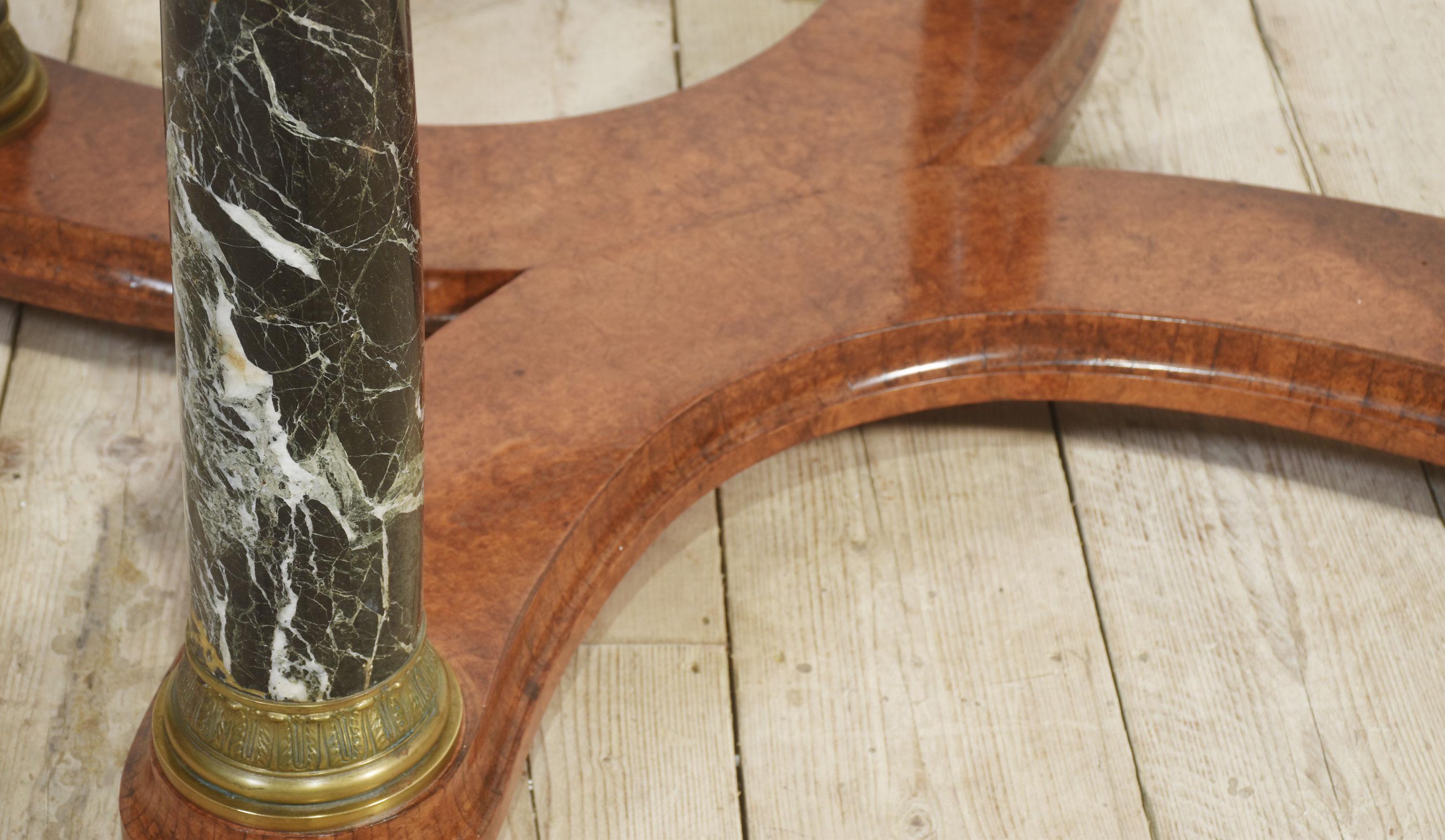 Louis XV oval inlaid center table For Sale 5