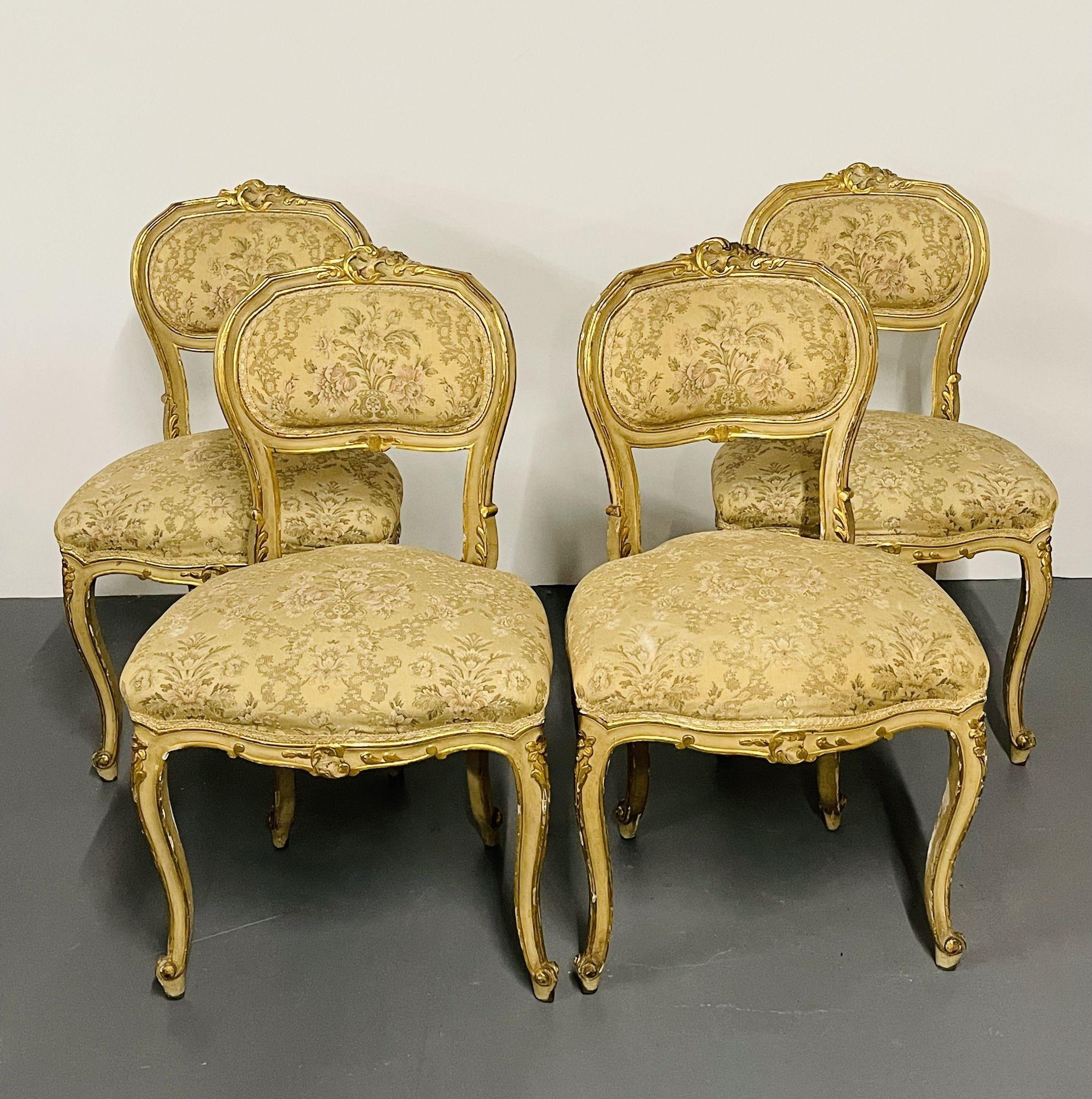 Suite de salon peinte de style Louis XV, banquette, 4 chaises d'appoint, table centrale, piédestal en vente 4