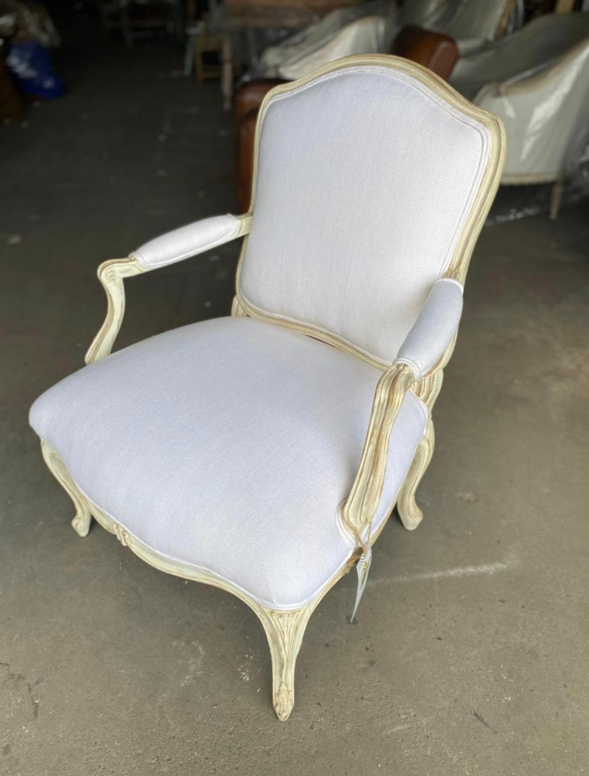French Louis XV Pair of Chairs in Linen For Sale