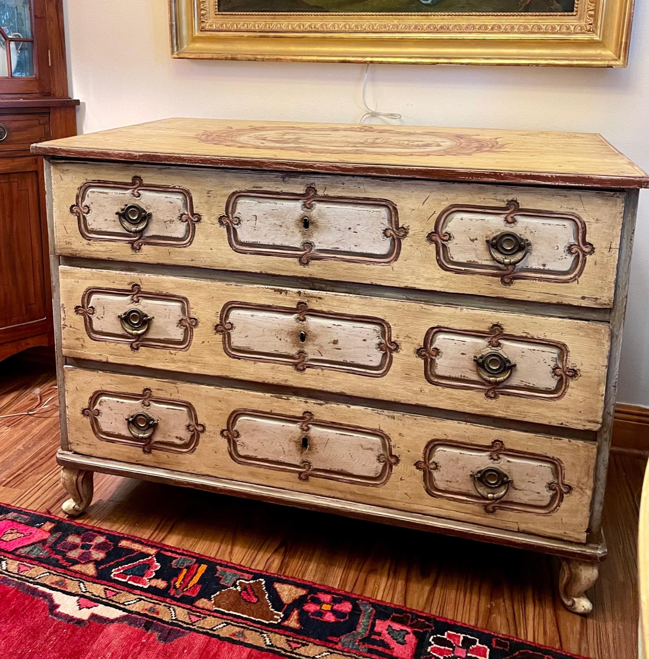 Louis XV Period 1780’s Commode, Original Painted Finish In Good Condition For Sale In Vero Beach, FL