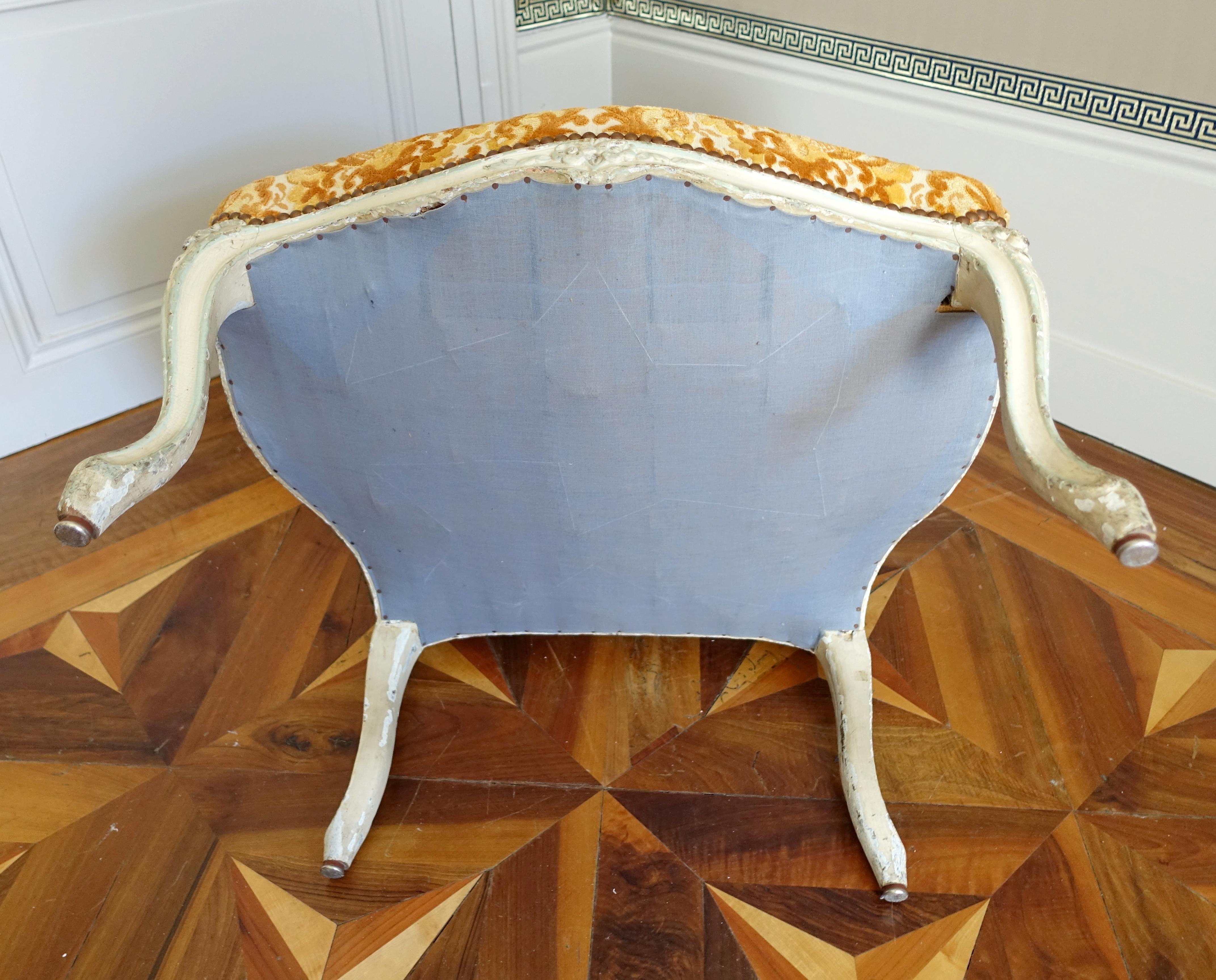 Sillón de época Luis XV, siglo XVIII hacia 1760 en venta 7