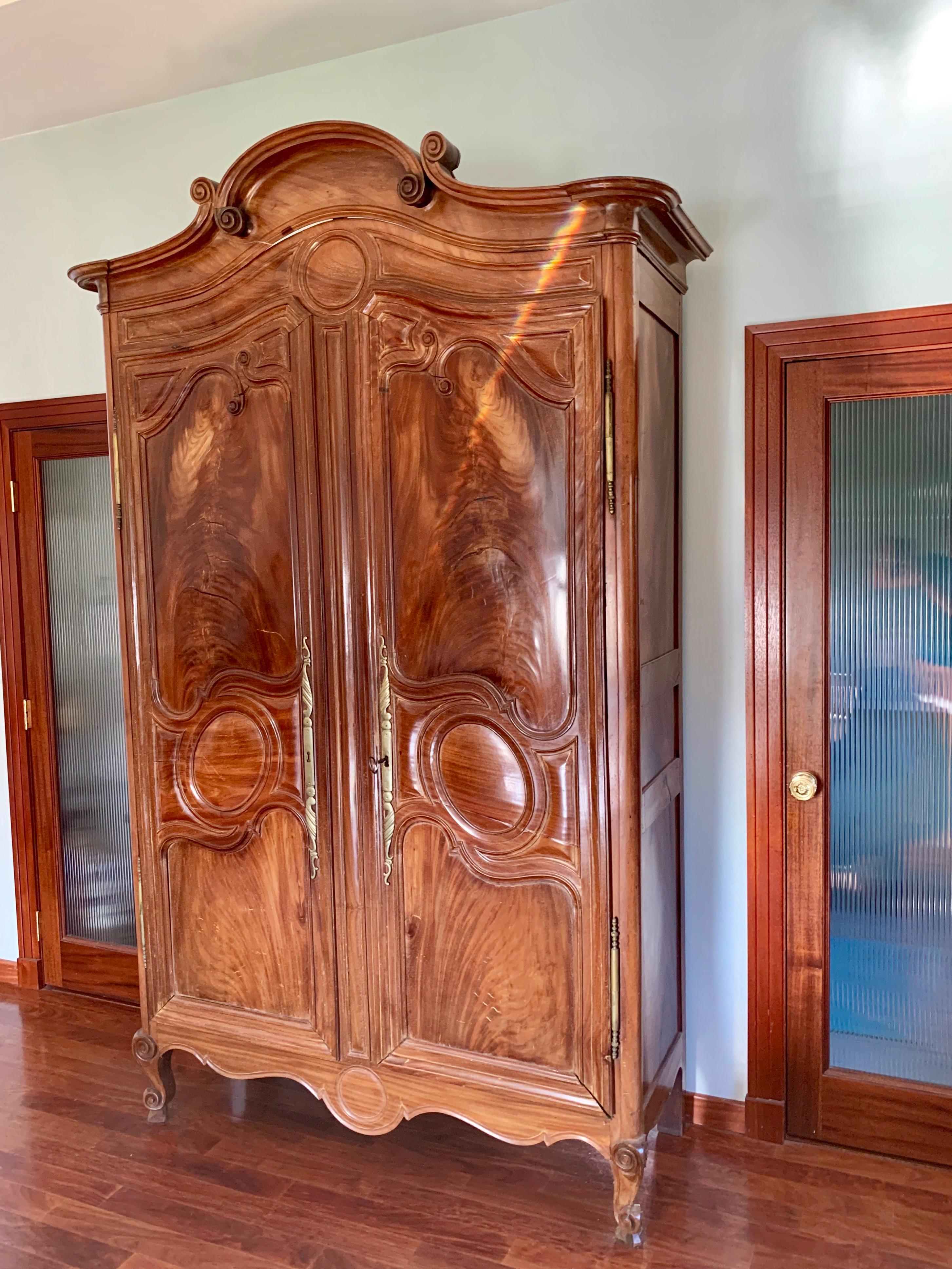 Solid Mahogany Armoire In Good Condition For Sale In New Haven, CT