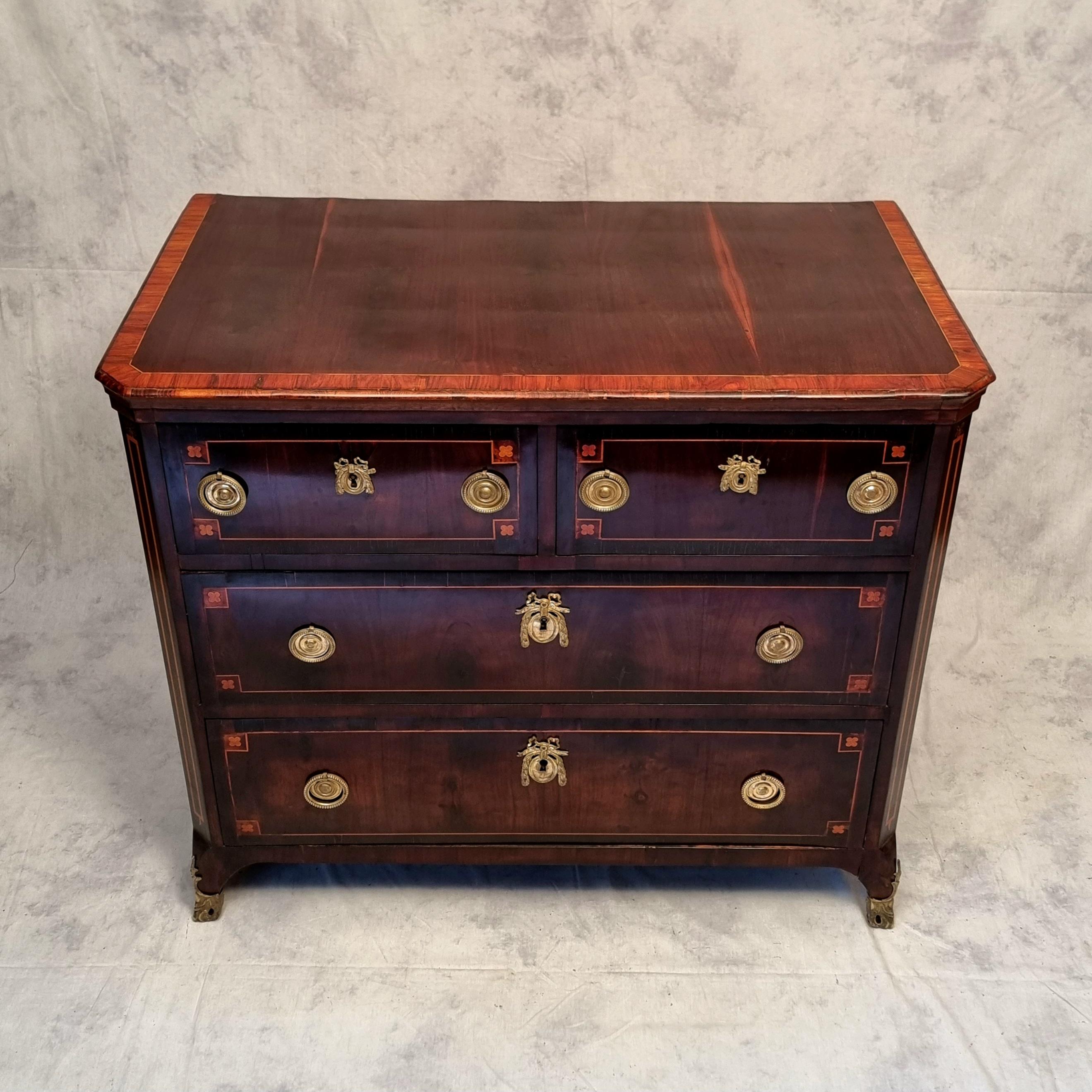 Louis XV Period Chest Of Drawers - Amaranth & Violet Wood - 18th For Sale 11