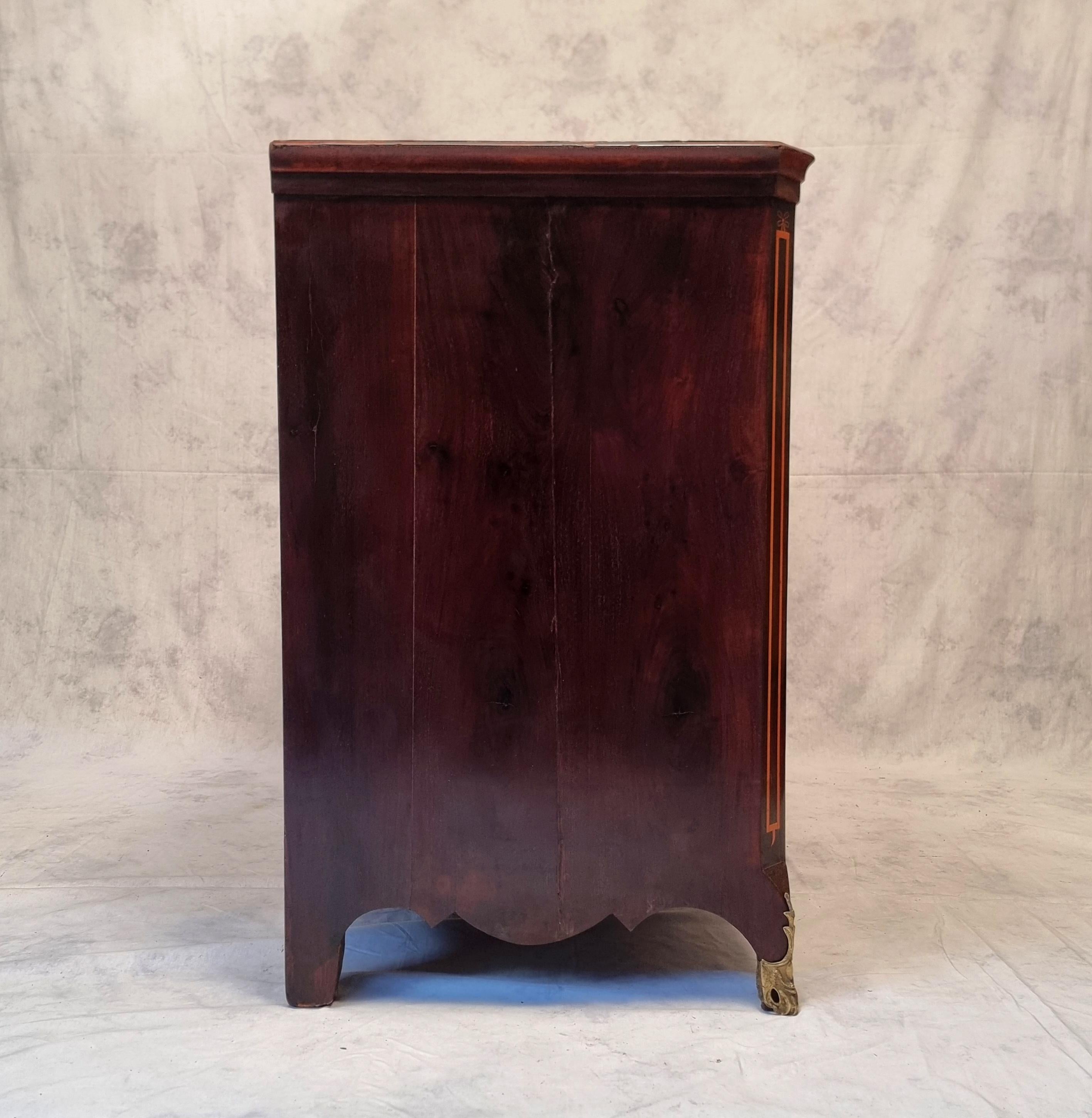 Bois Commode d'époque Louis XV - Amarante & Wood Wood - 18ème en vente