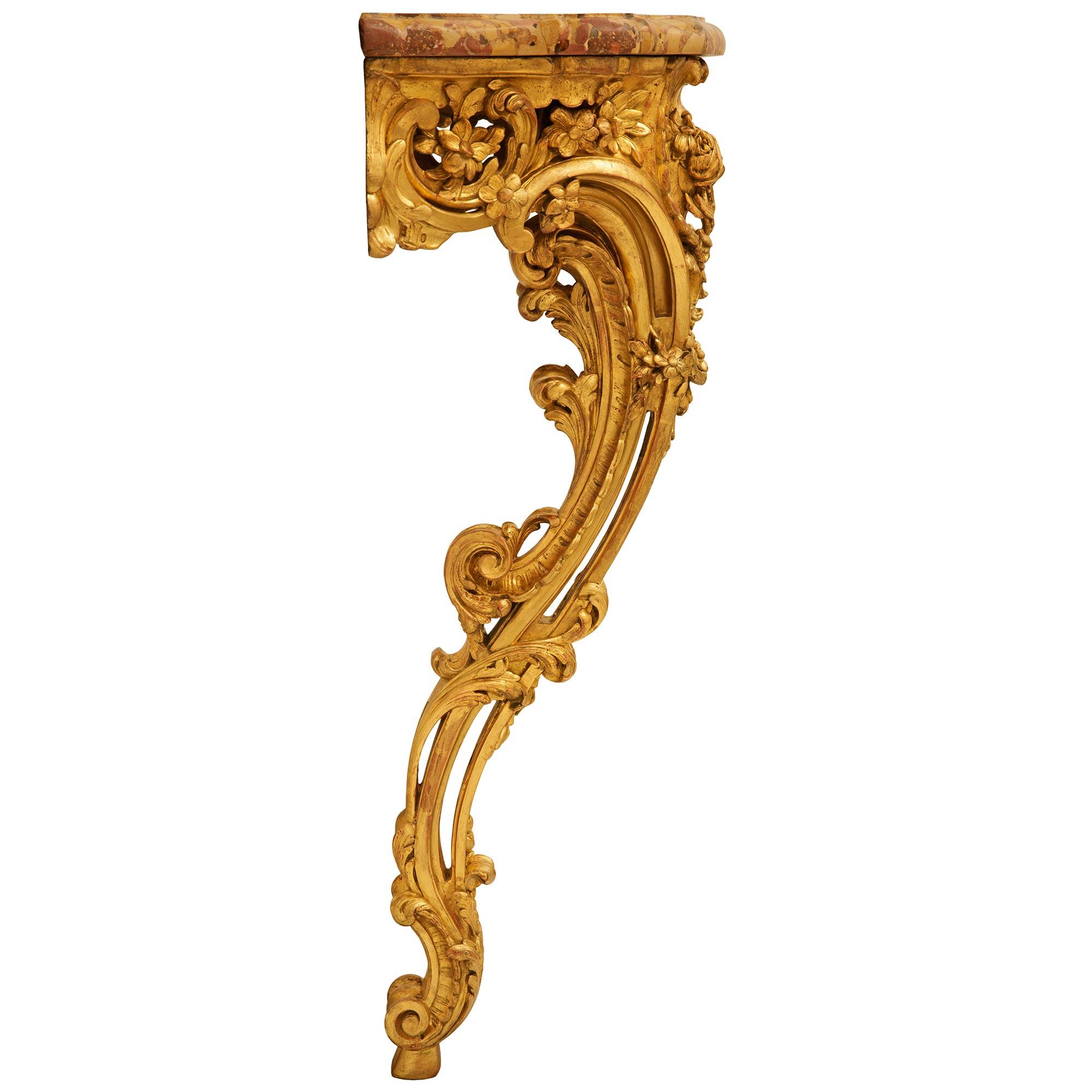 Louis XV Period Giltwood and Breche D’Alep marble console In Good Condition For Sale In West Palm Beach, FL