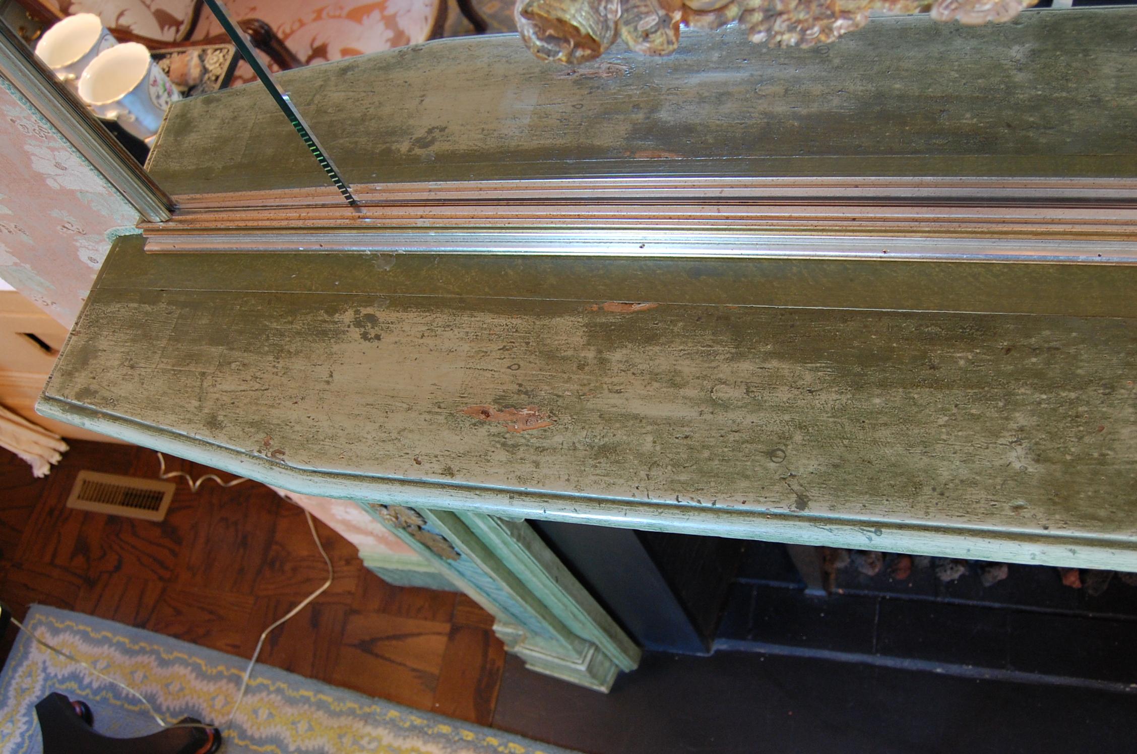 Louis XV Period Painted Mantel in Original Green Paint and Gold Leaf Mid-18th C. In Good Condition For Sale In Pittsburgh, PA