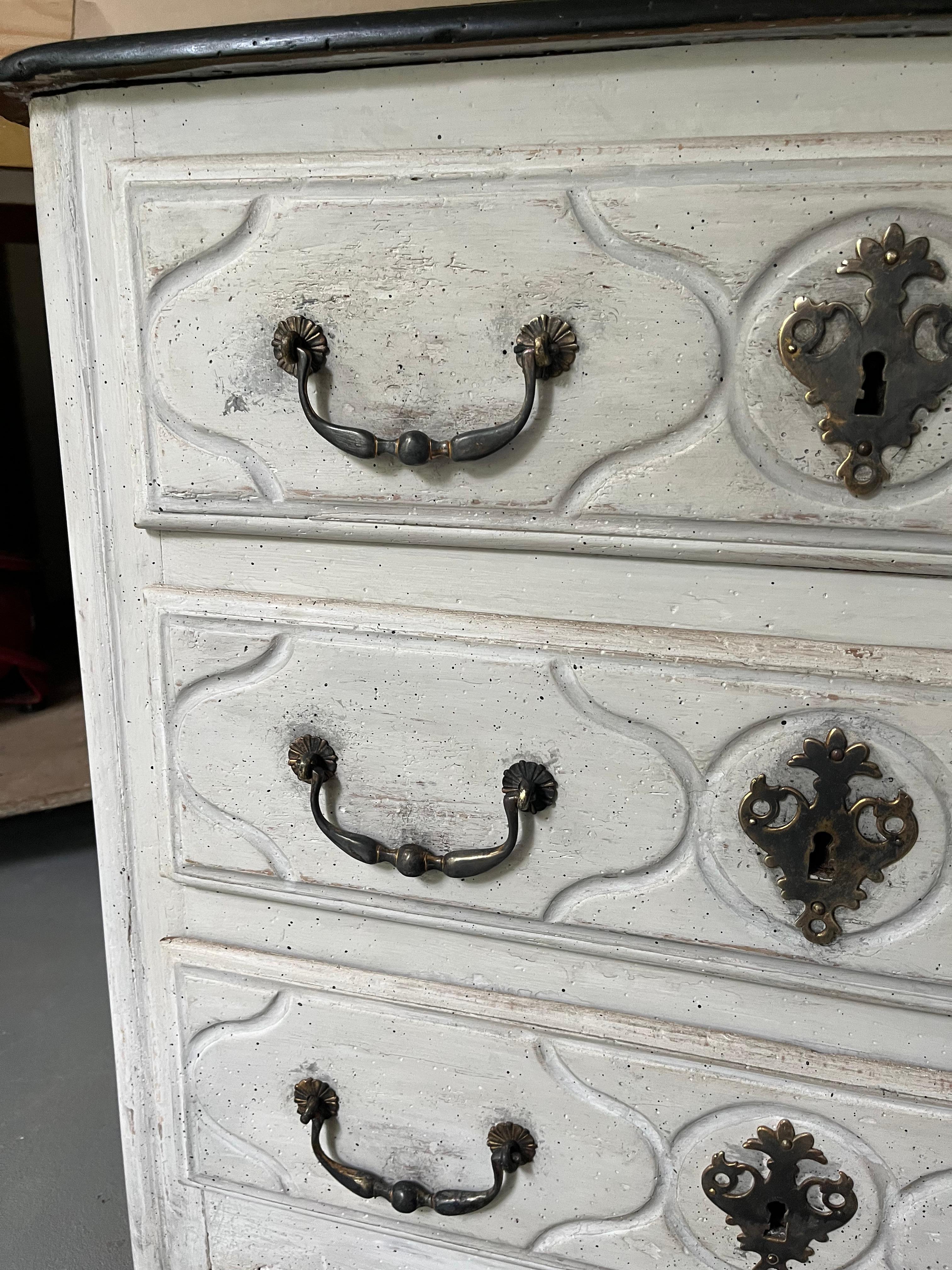 Petite Commode dipinta di epoca Luigi XV in vendita 7