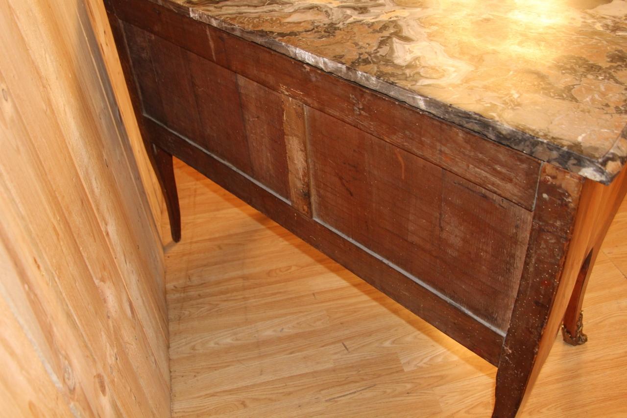 Commode Sauteuse d'epoca Luigi XV in vendita 4