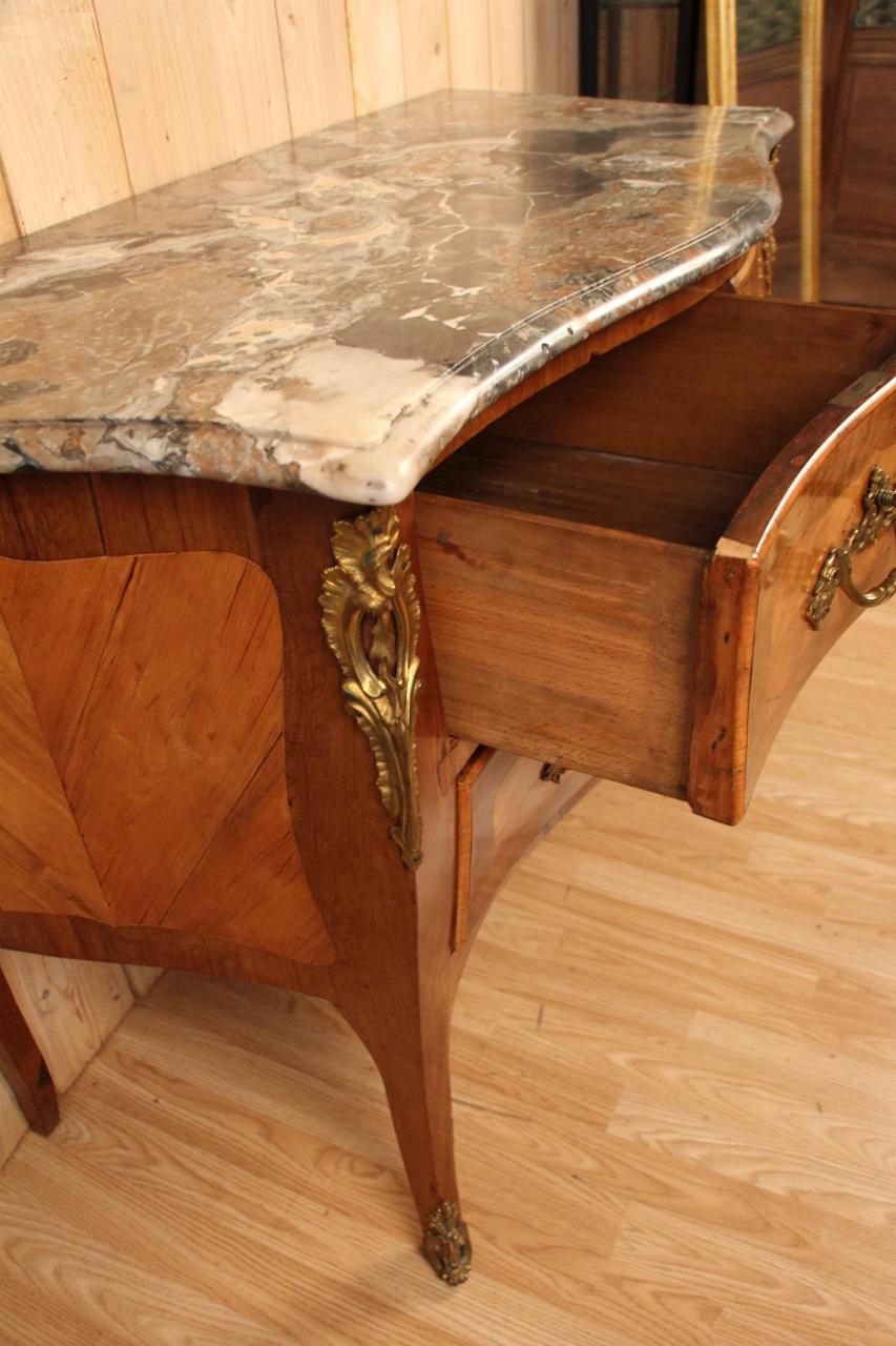 XVIII secolo Commode Sauteuse d'epoca Luigi XV in vendita