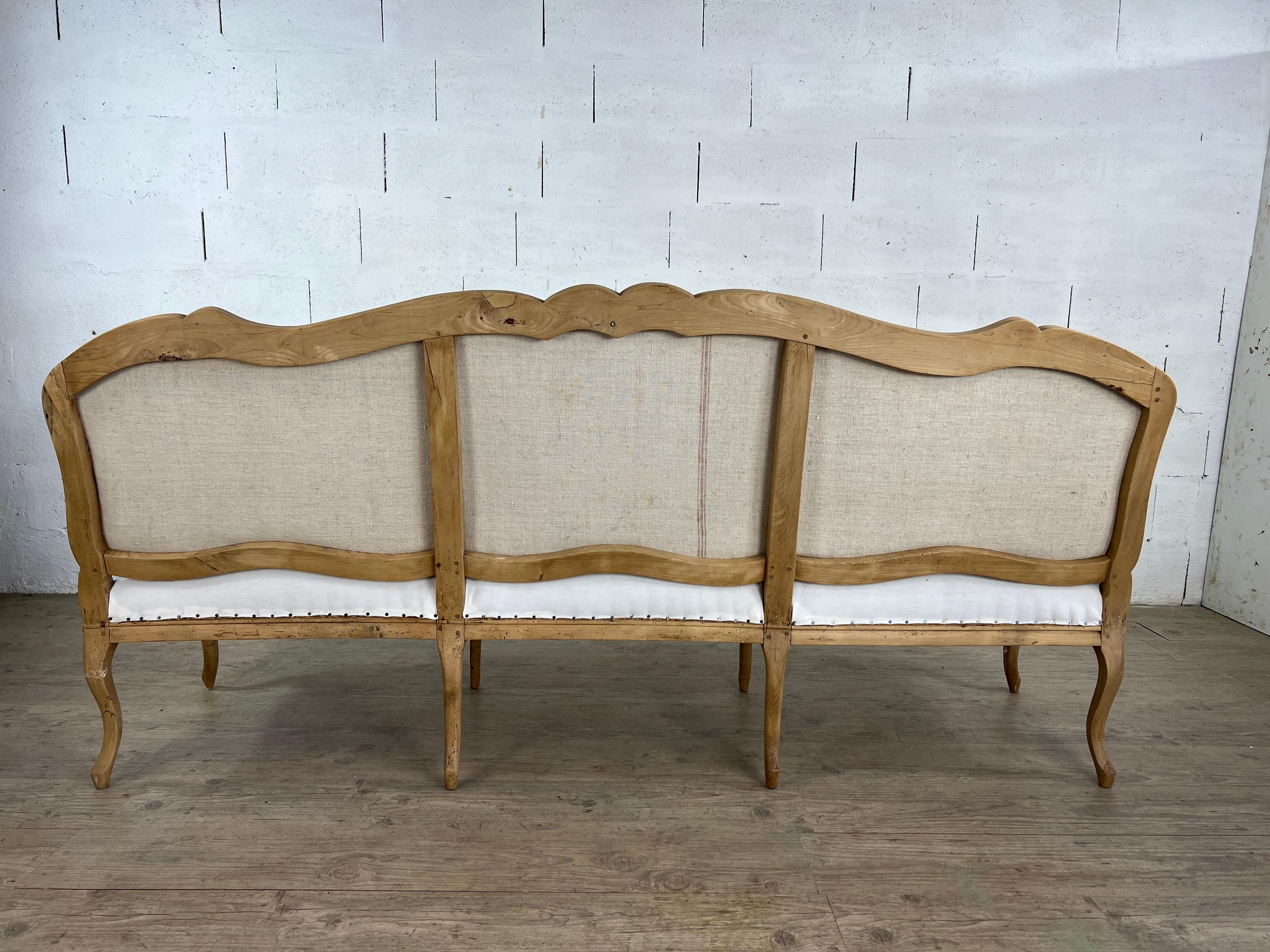 Divano d'epoca Luigi XV, 1750-1770 circa. in vendita 1