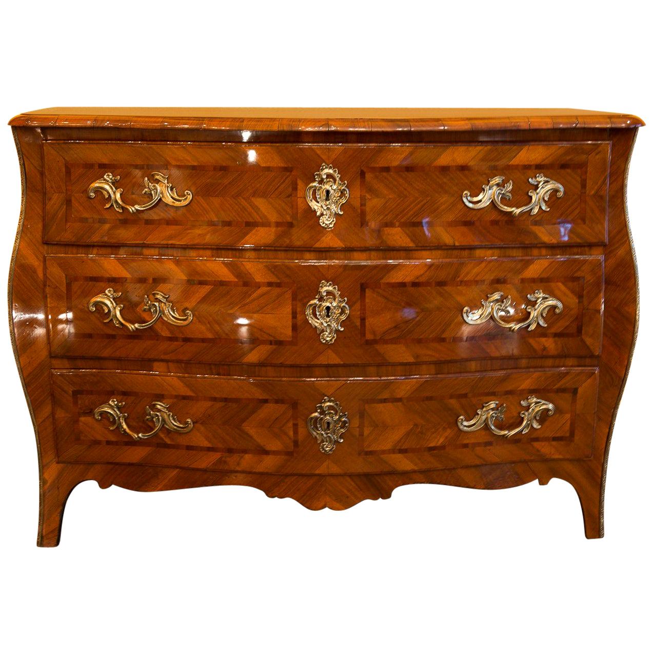 Louis XV Period Walnut and Marquetry Serpentine Commode, circa 1750 For Sale