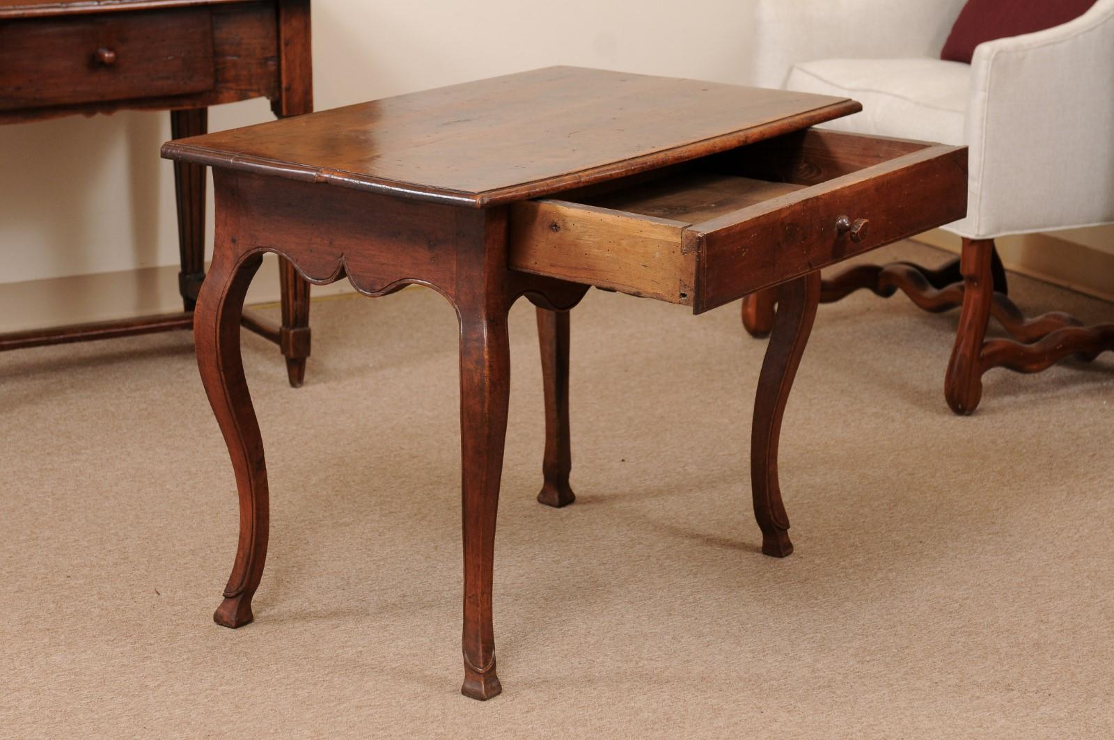 18th Century and Earlier  Louis XV Period Walnut Side Table with Drawer, France ca. 1740 For Sale