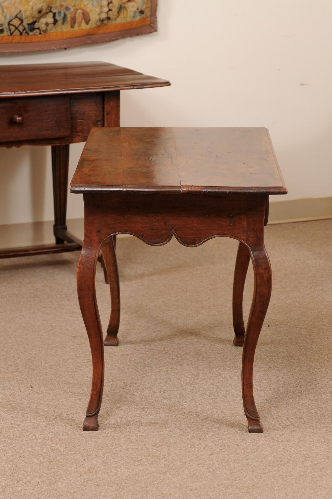  Louis XV Period Walnut Side Table with Drawer, France ca. 1740 3