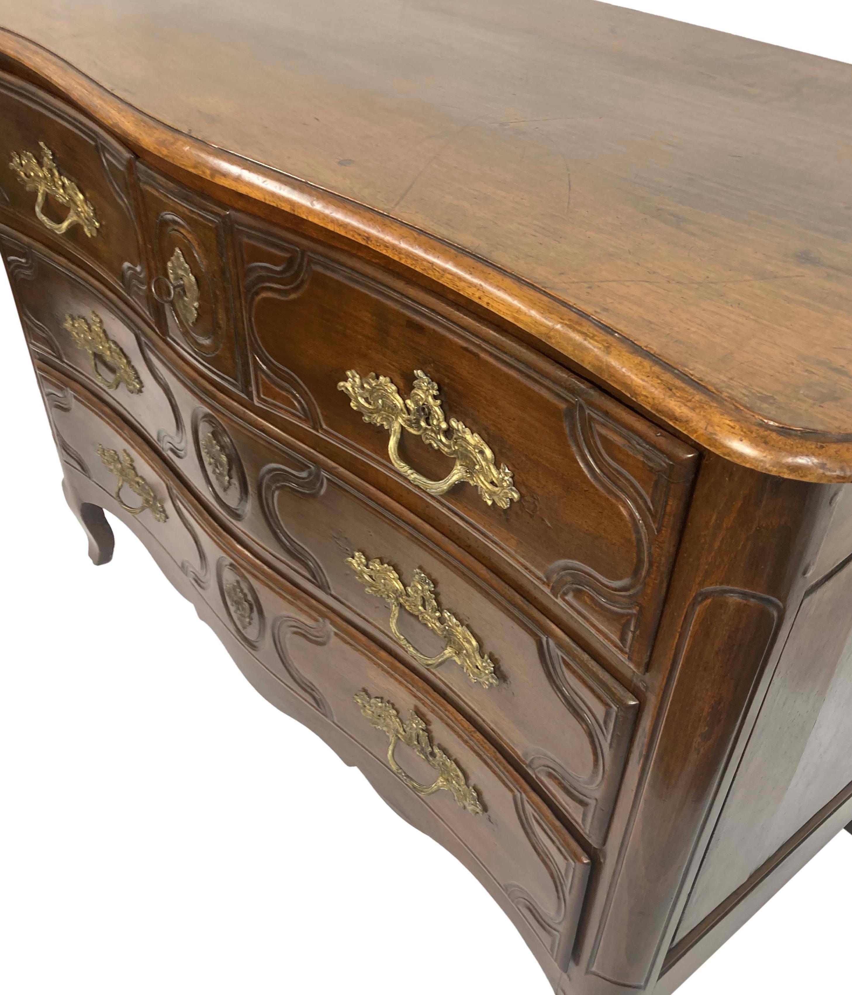 Louis XV Provincial Commode In Walnut For Sale 1