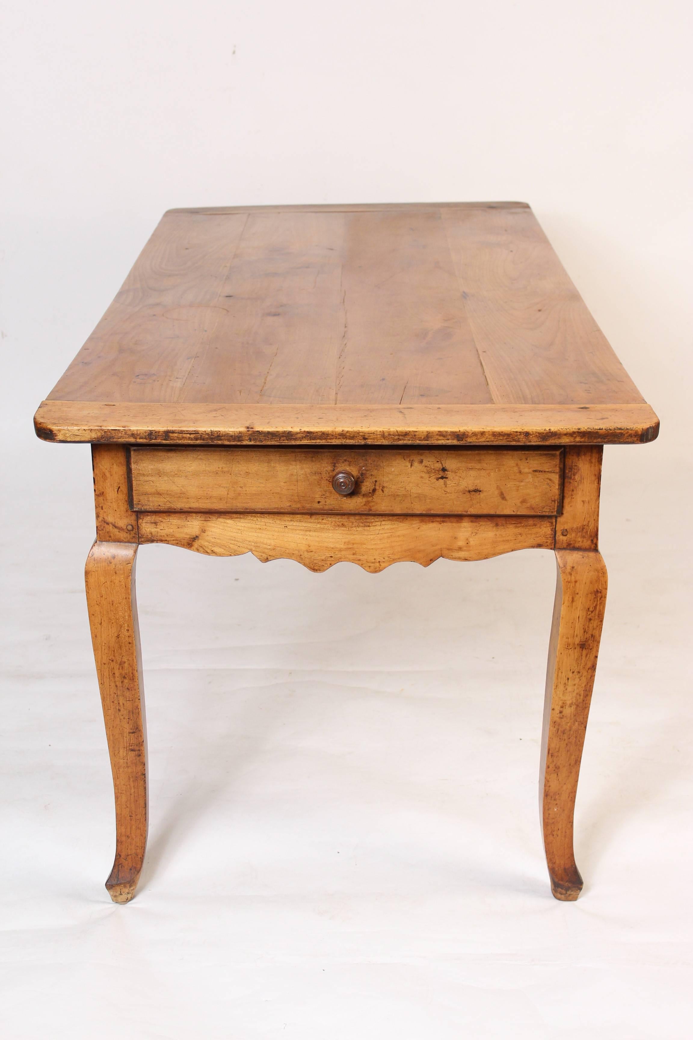 Louis XV Provincial style fruitwood farm table, early 19th century. Knee clearance on sides 22