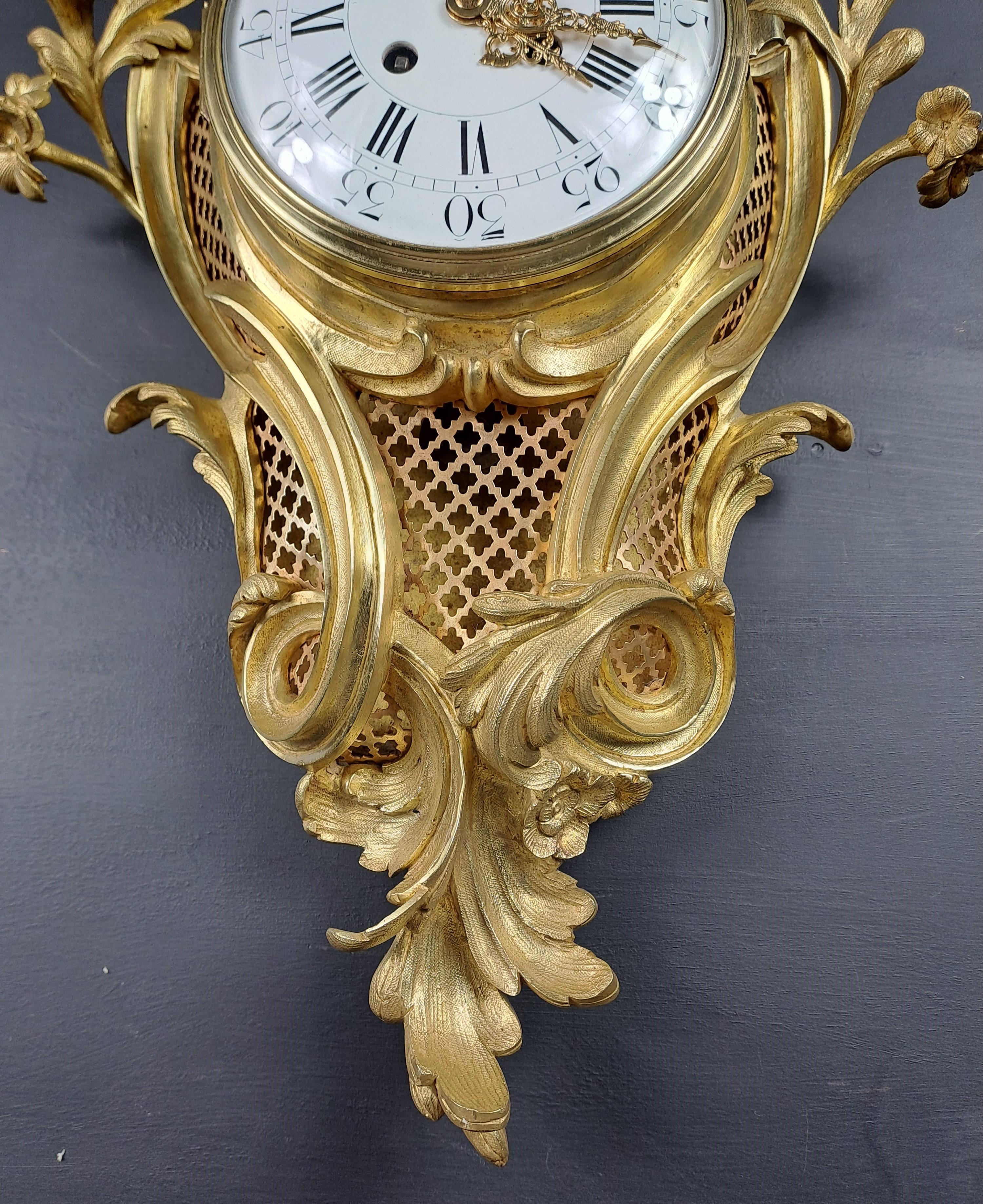 Mid-19th Century Louis XV Rococo Style Wall Clock In Gilt Bronze For Sale