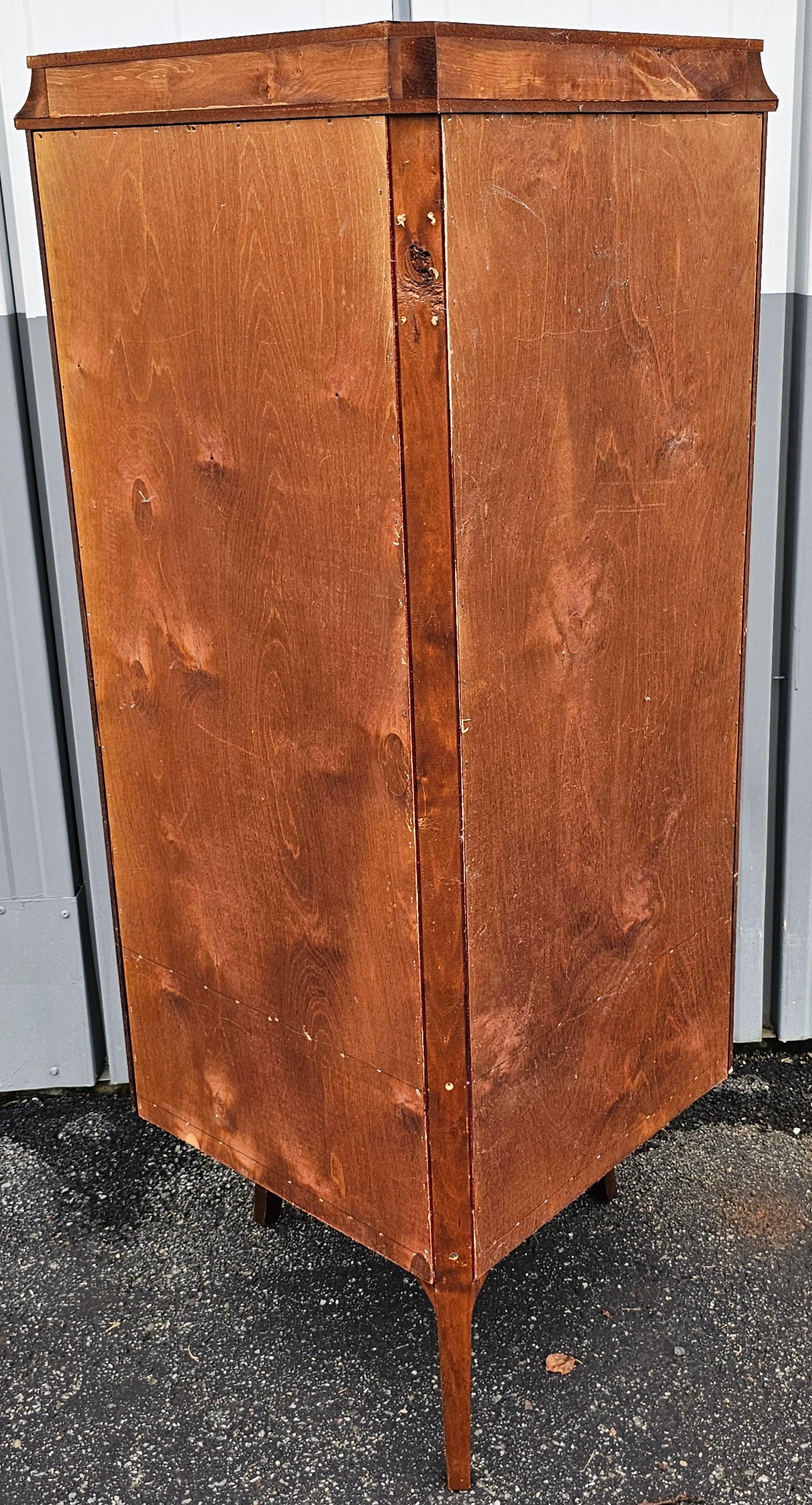 Louis XV Satinwood Inlaid Mahogany Parquetry & Marquetry Corner Vitrine Cabinet For Sale 6